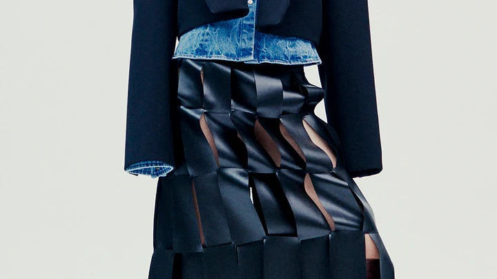 A.W.A.K.E MODE : L'Avant-Garde Féminine Réinventée