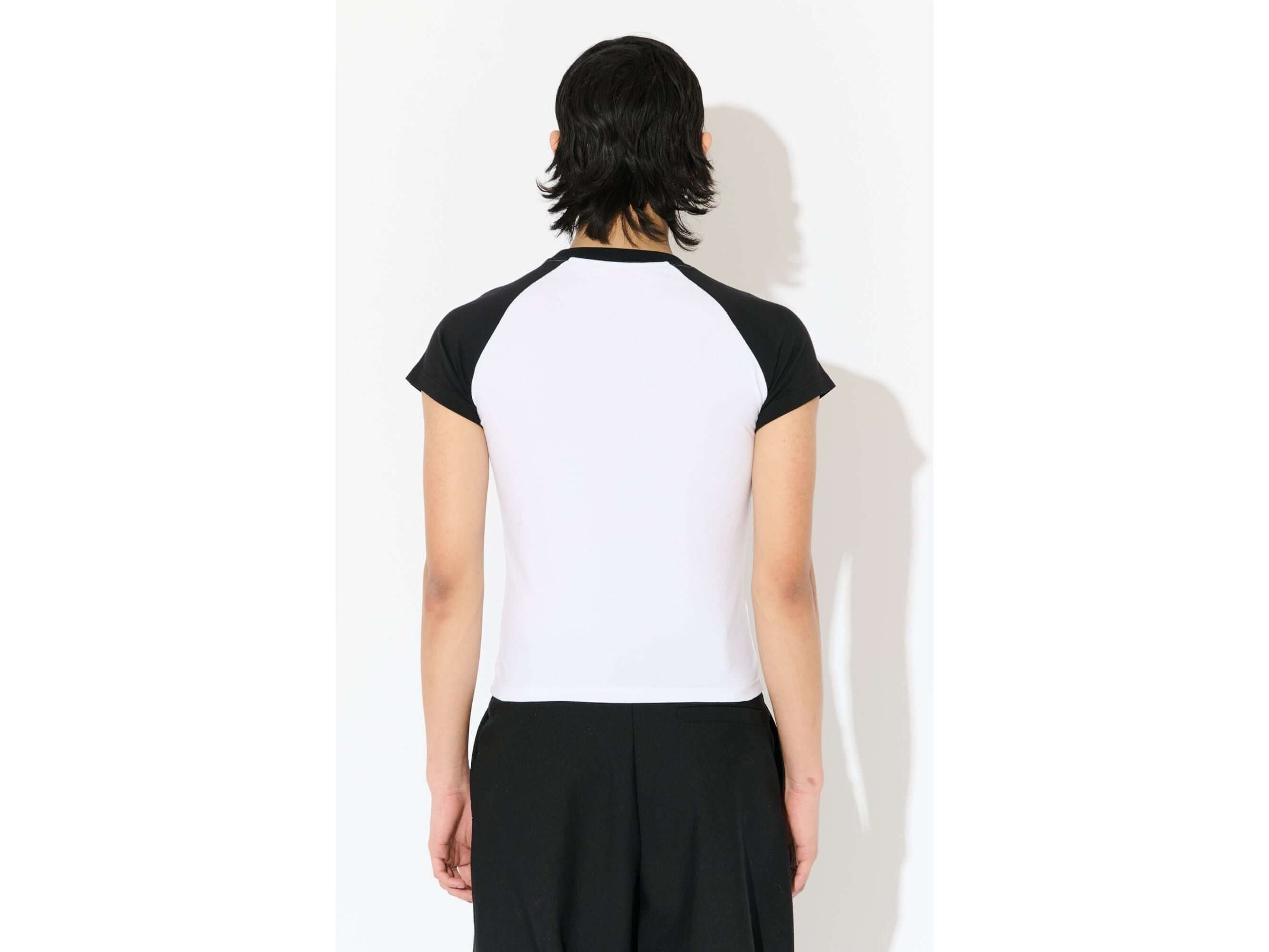 GRAPHIC BABY RAGLAN TEE