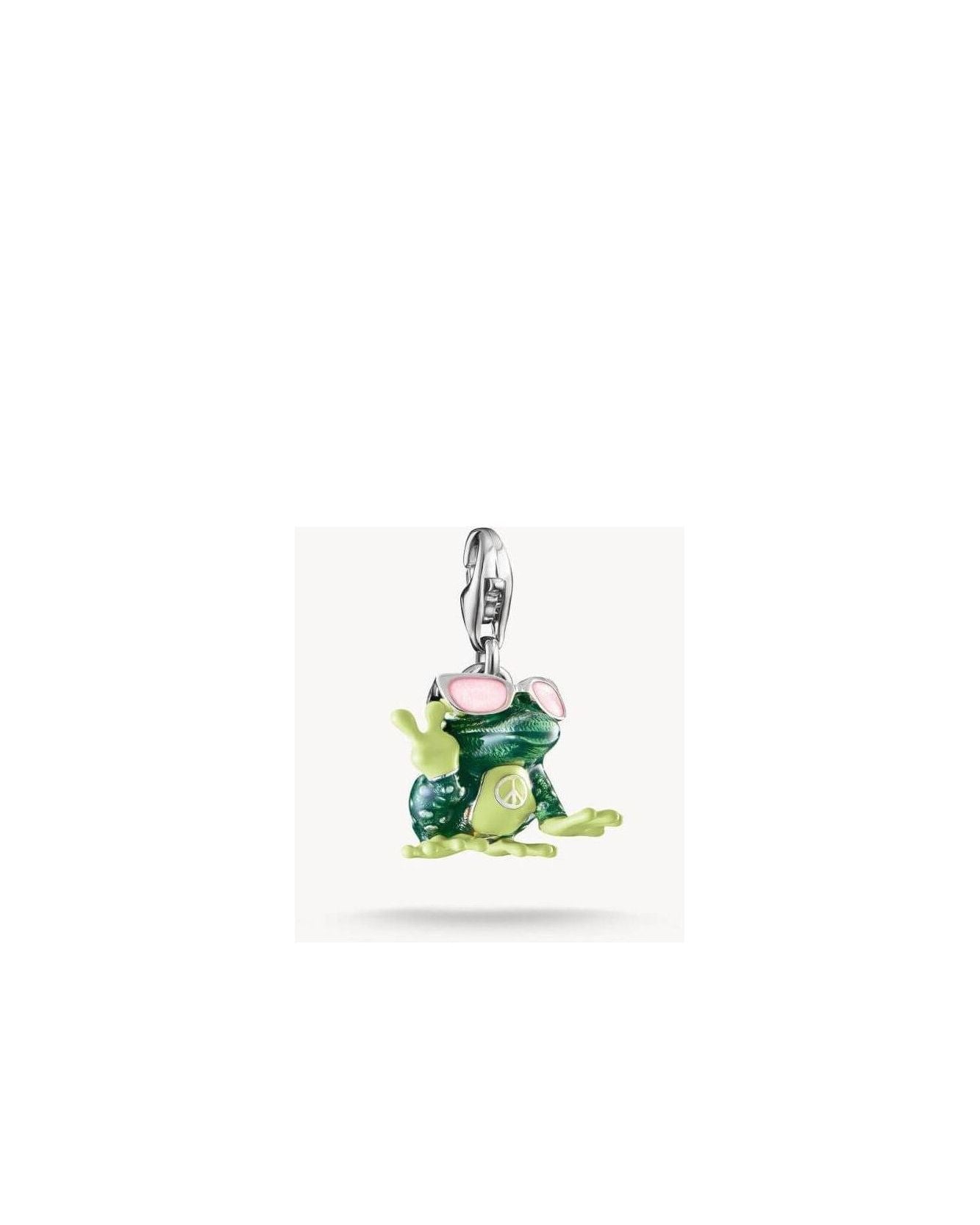 Pendentif charm grenouille en argent avec lunettes, émaillé en rose et vert, signe de paix en forme de cœur.
