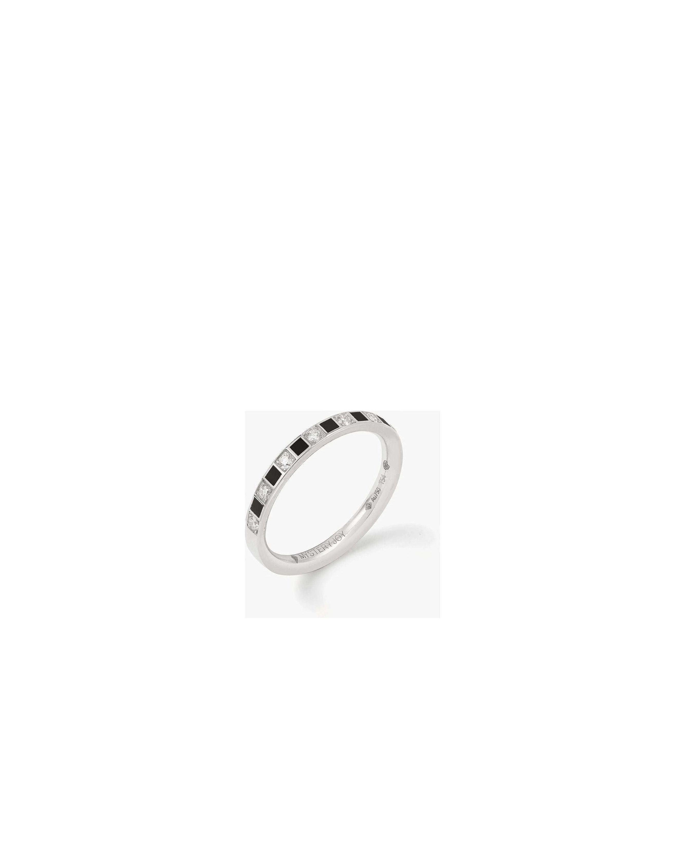 Alliance rêve ring in 18k gold with diamonds, featuring a unique design with black accents and a total diamond weight of 0.15 carats.
