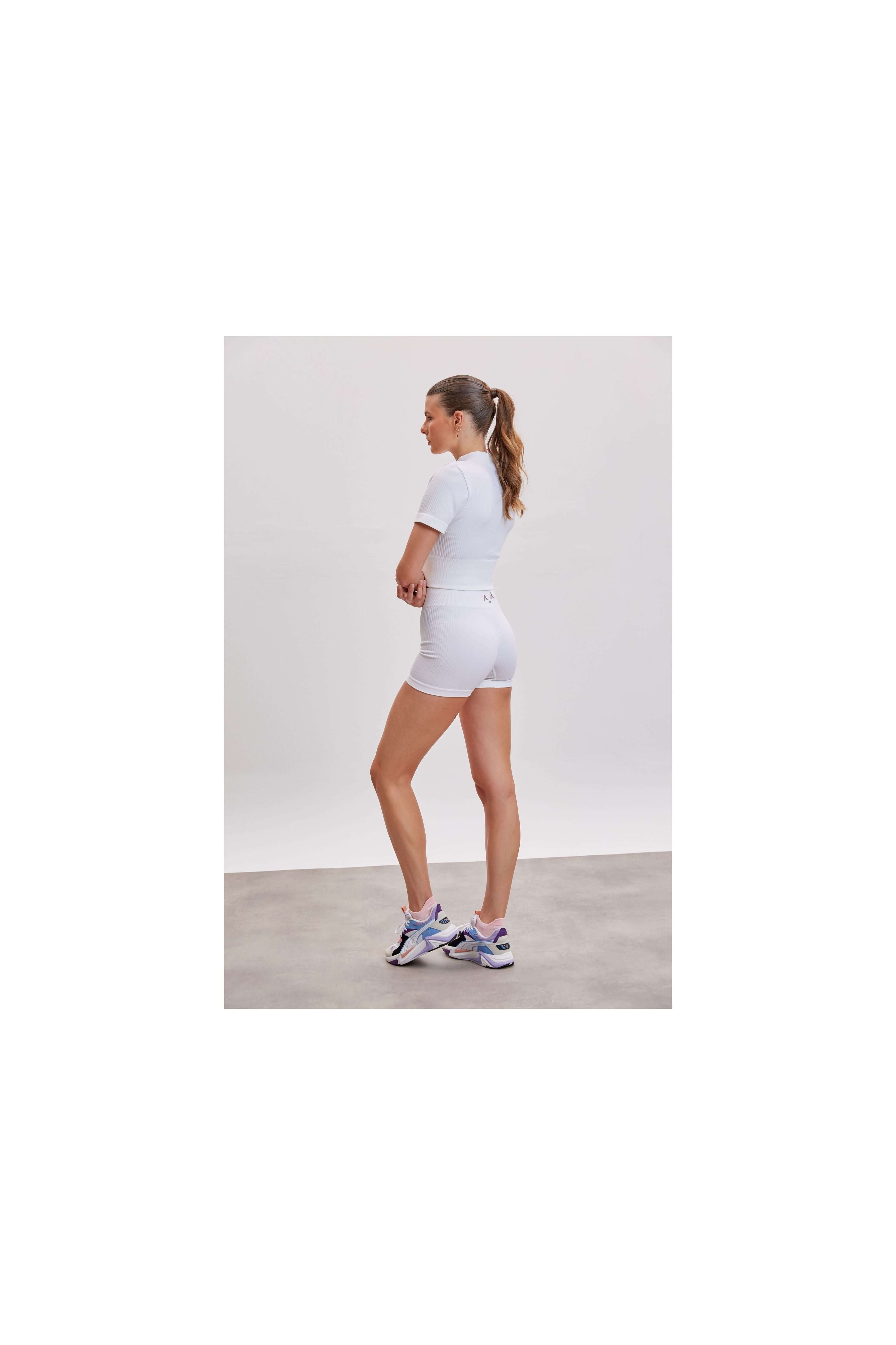 Ribbed Seamless Sculpt Shorts