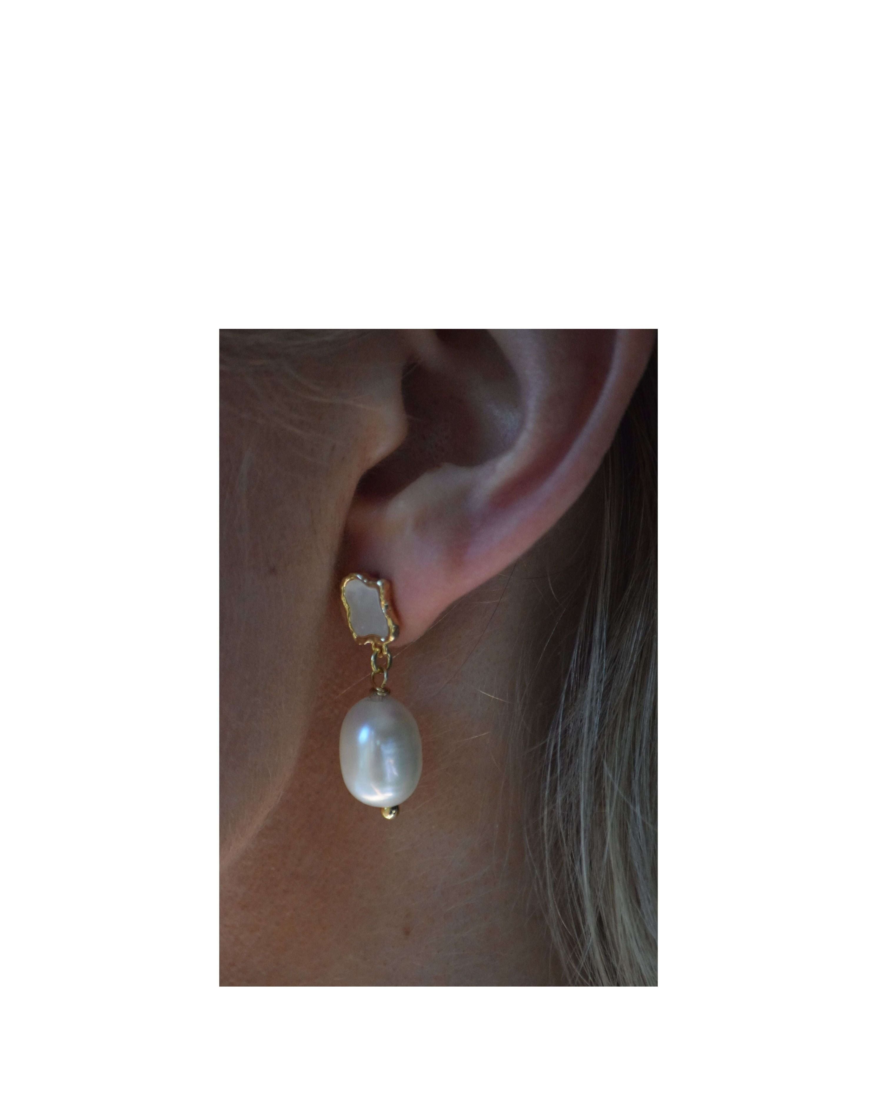 Gold Shelly Textured Mother of Pearl Drop Earrings