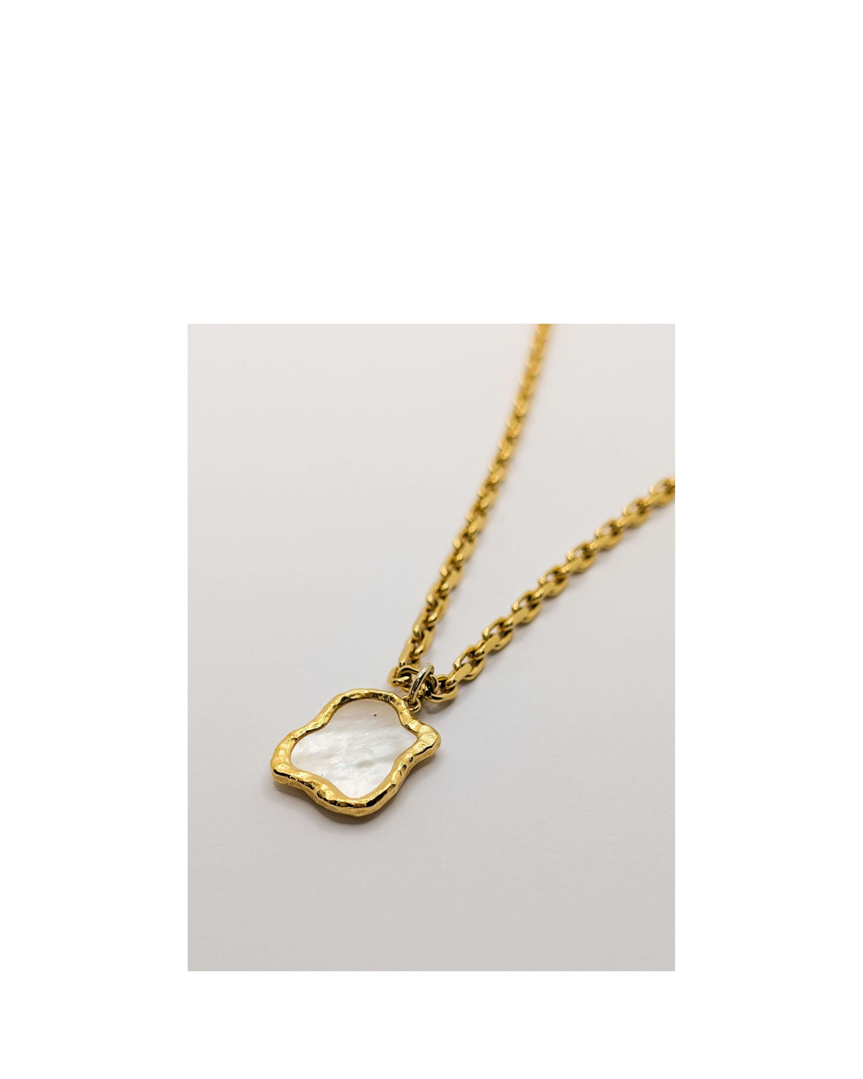 Gold Shelly Mother of Pearl Textured Bezel Necklace