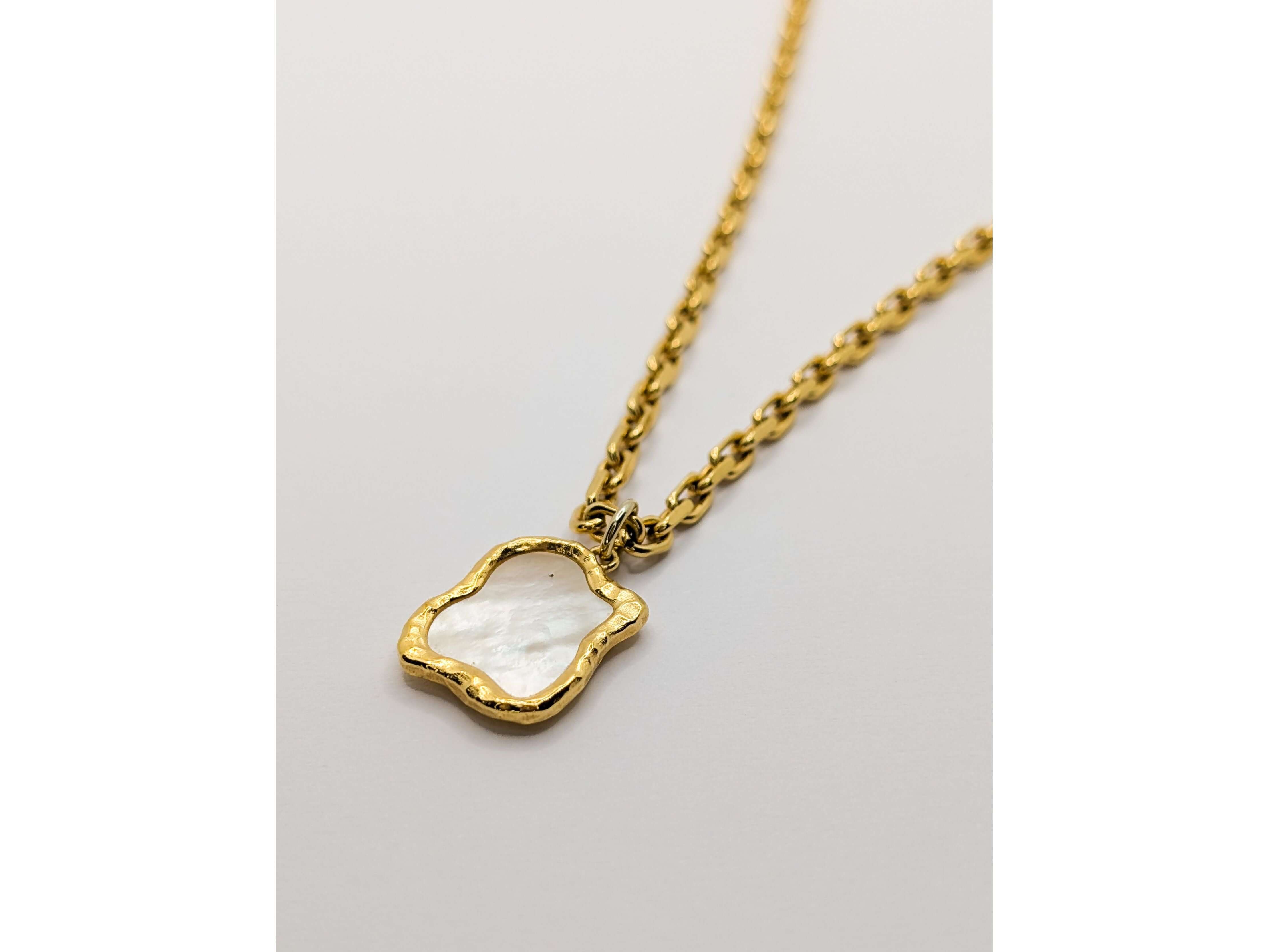 Gold Shelly Mother of Pearl Textured Bezel Necklace
