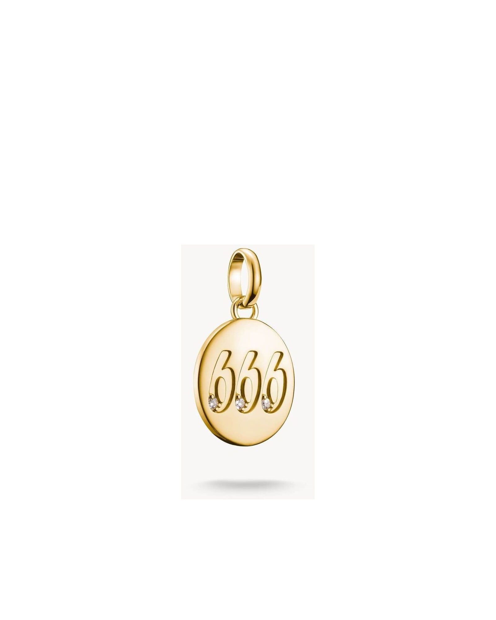 Pendentif charm angélique 666 plaqué or avec pierres blanches, symbole d'équilibre et de raffinement.
