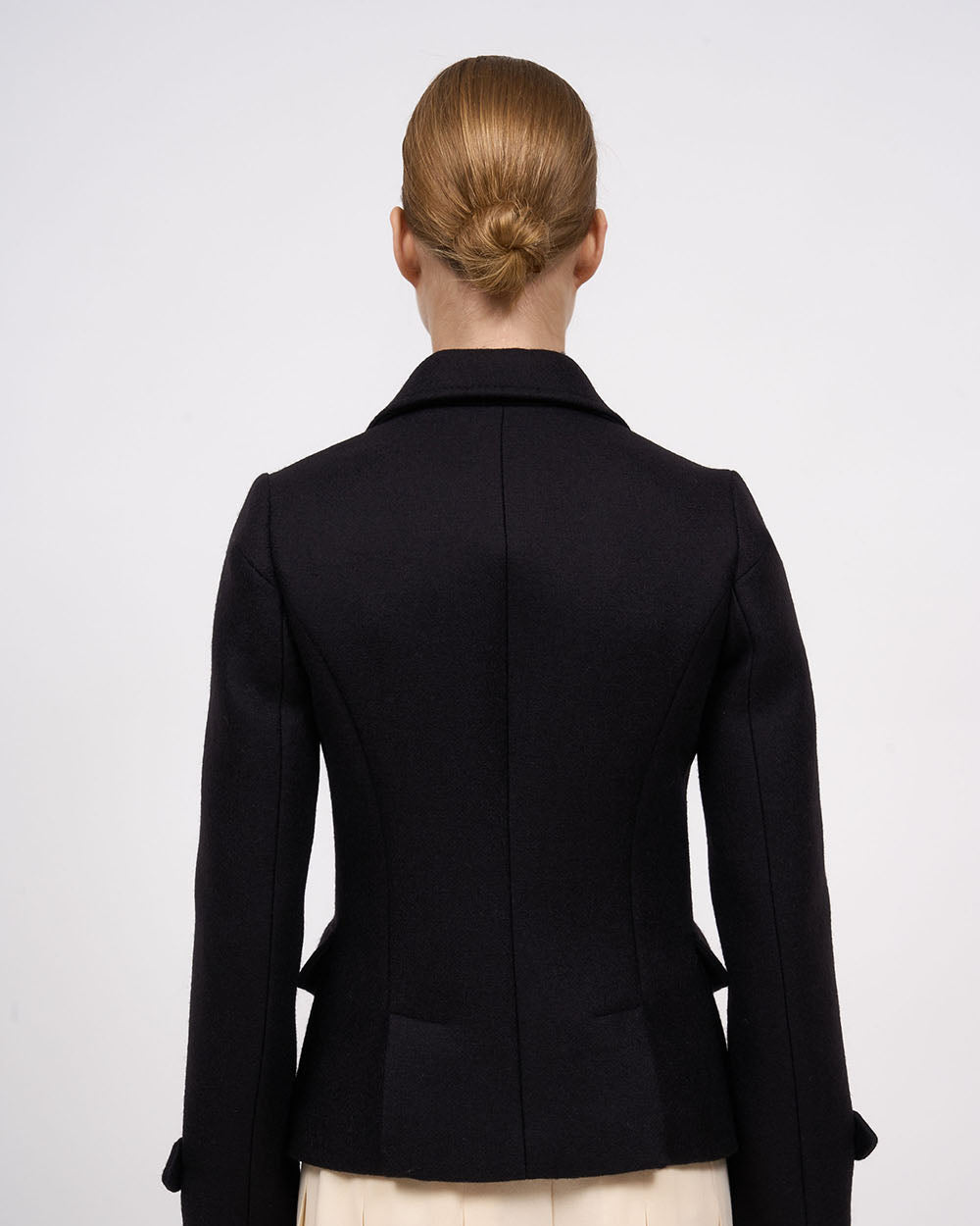 VESTE