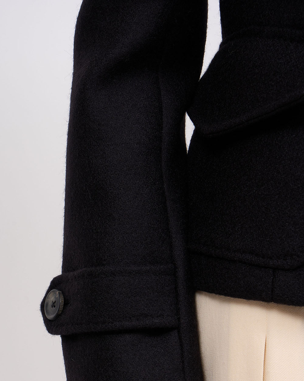 VESTE