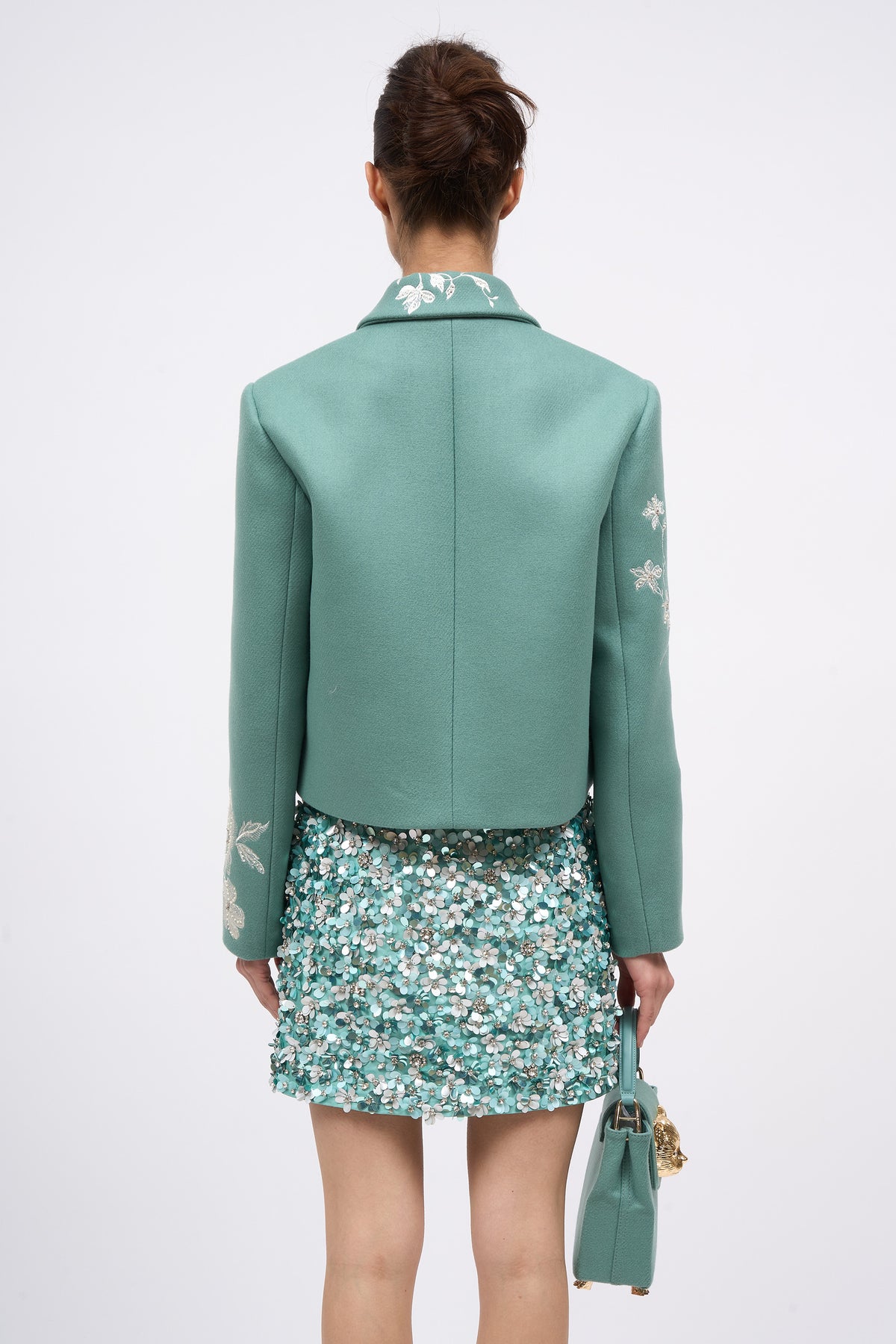 VESTE