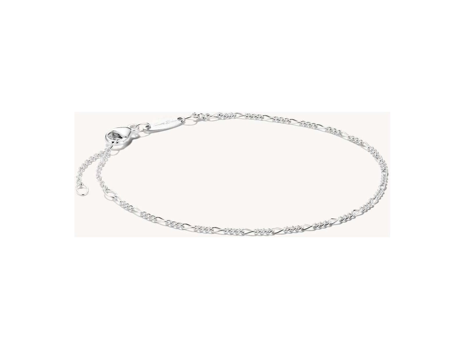 Bracelet charm design Figaro en argent 925 recyclé avec maillons ovales et chaînette d'extension.