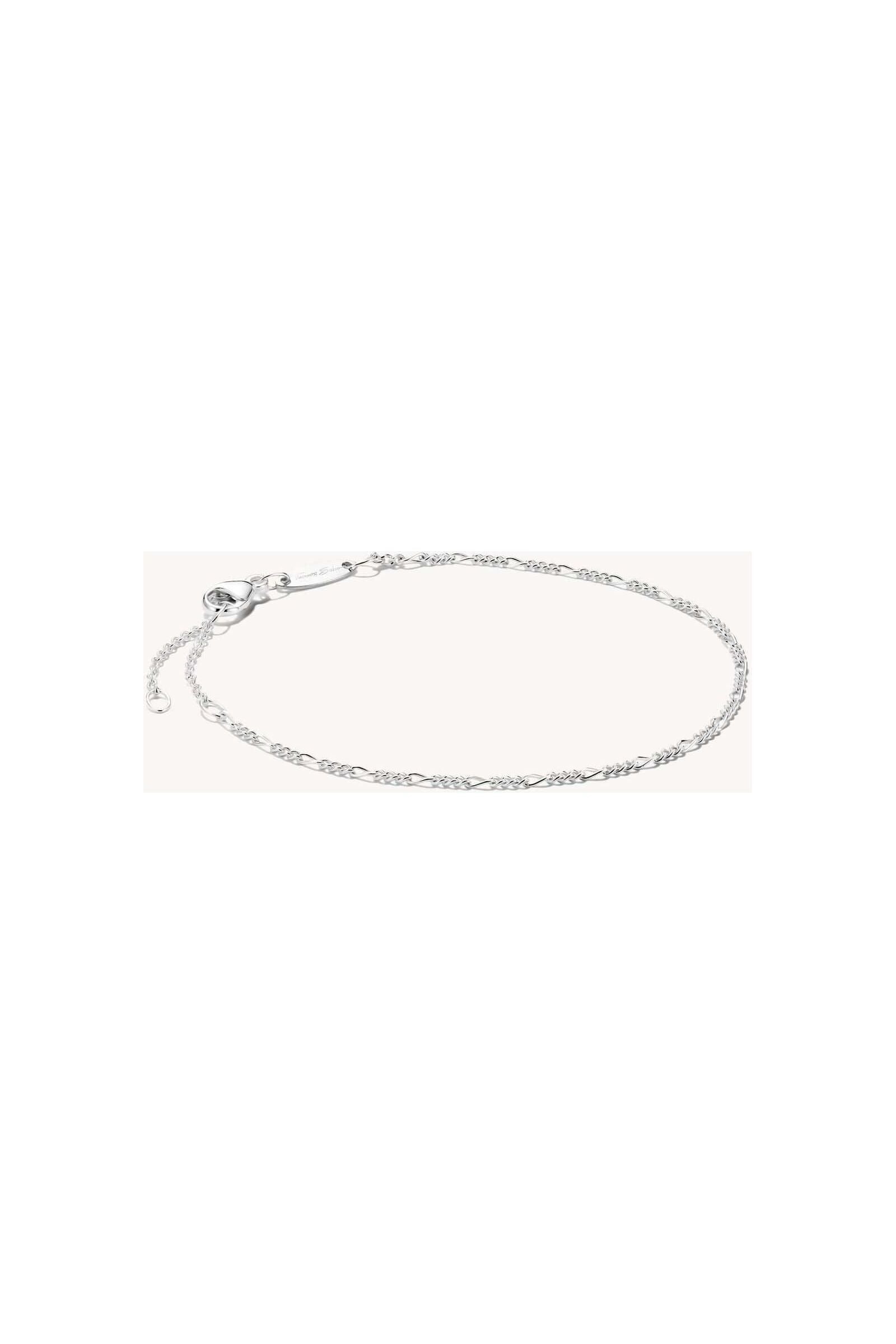 Bracelet charm design Figaro en argent 925 recyclé avec maillons ovales et chaînette d'extension.