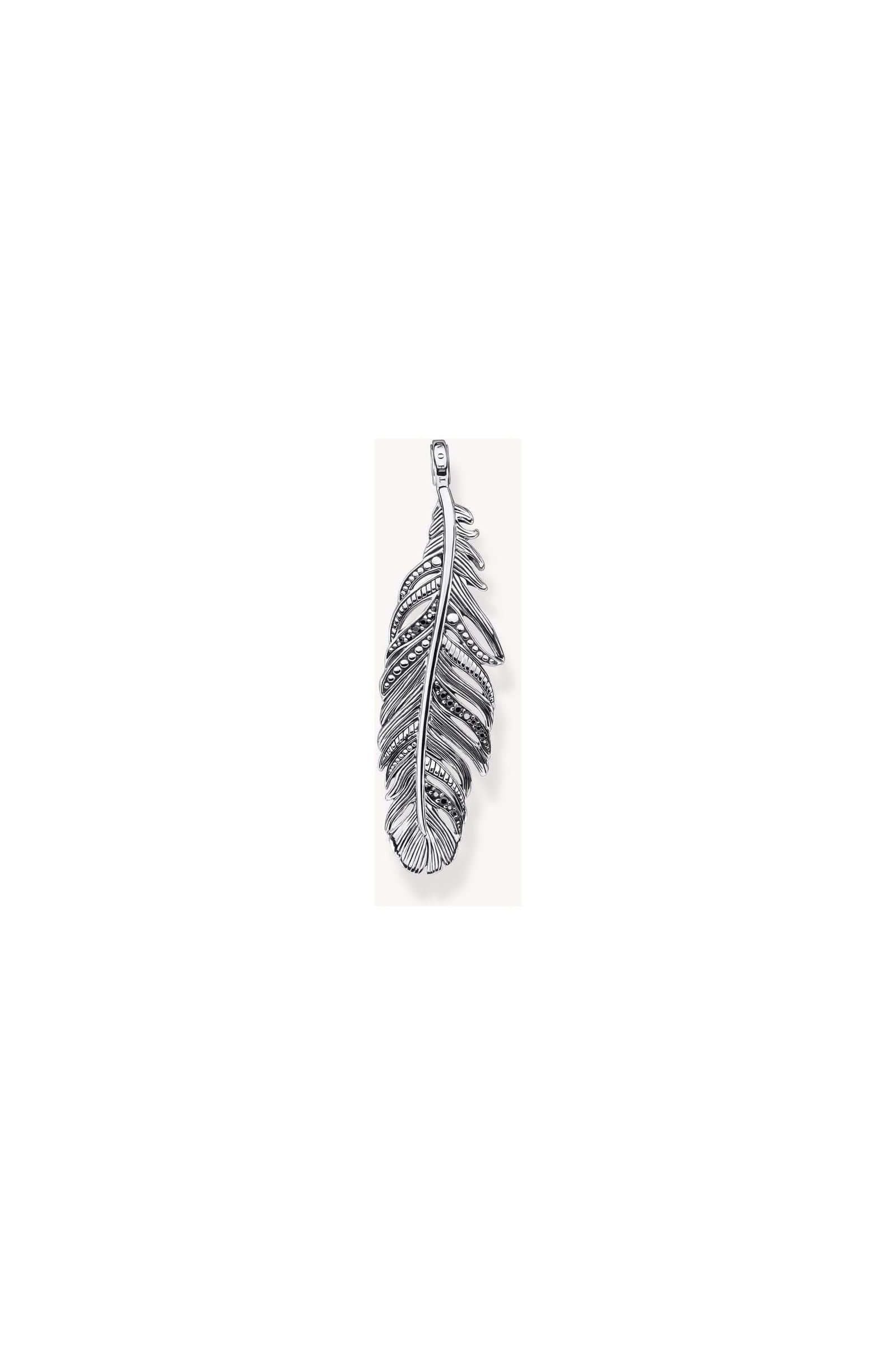 Pendentif plume en argent sterling noirci avec oxydes de zirconium noirs, élégant et polyvalent.