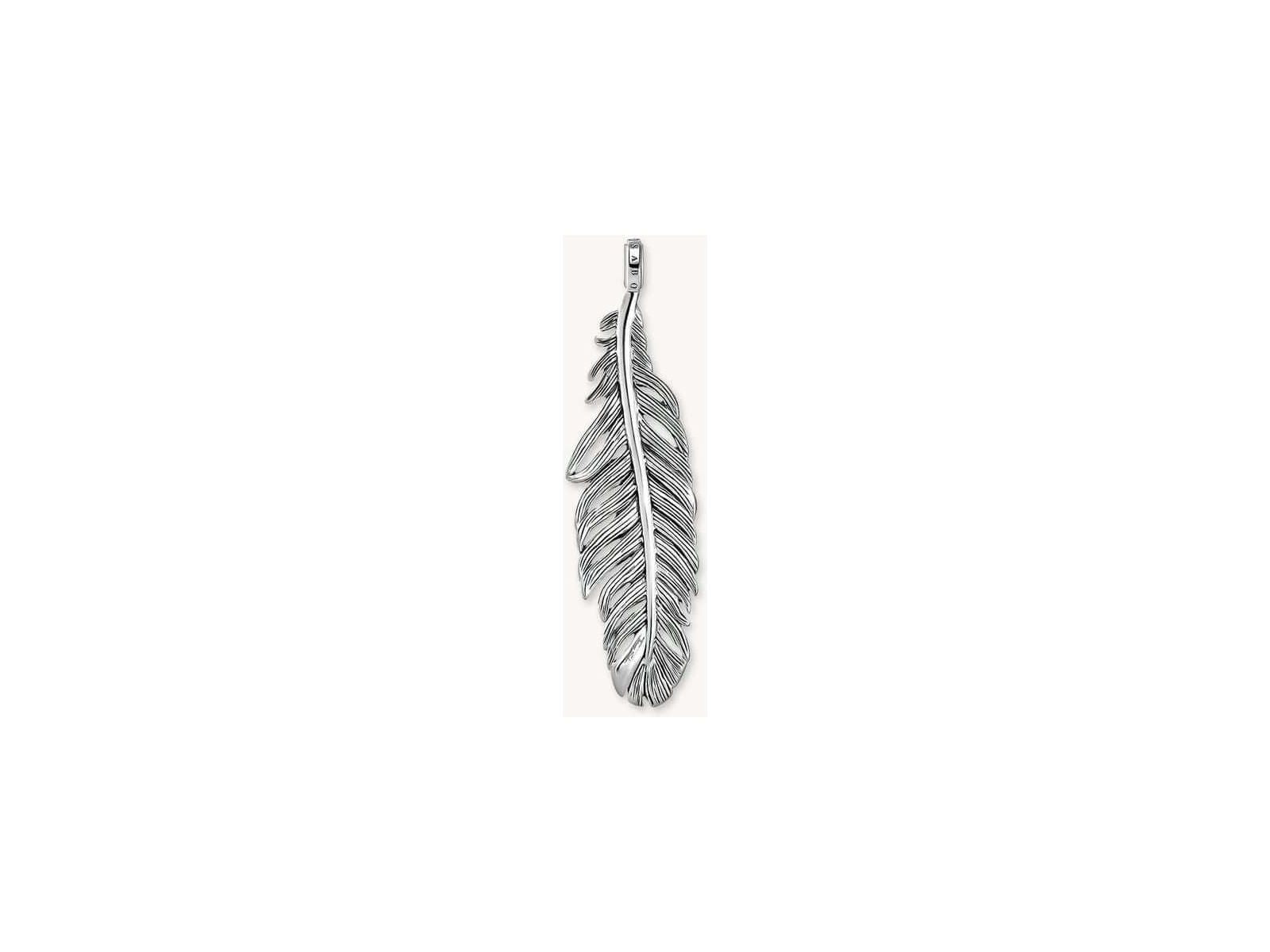 Pendentif plume en argent sterling noirci de THOMAS SABO, élégant et finement travaillé à la main.