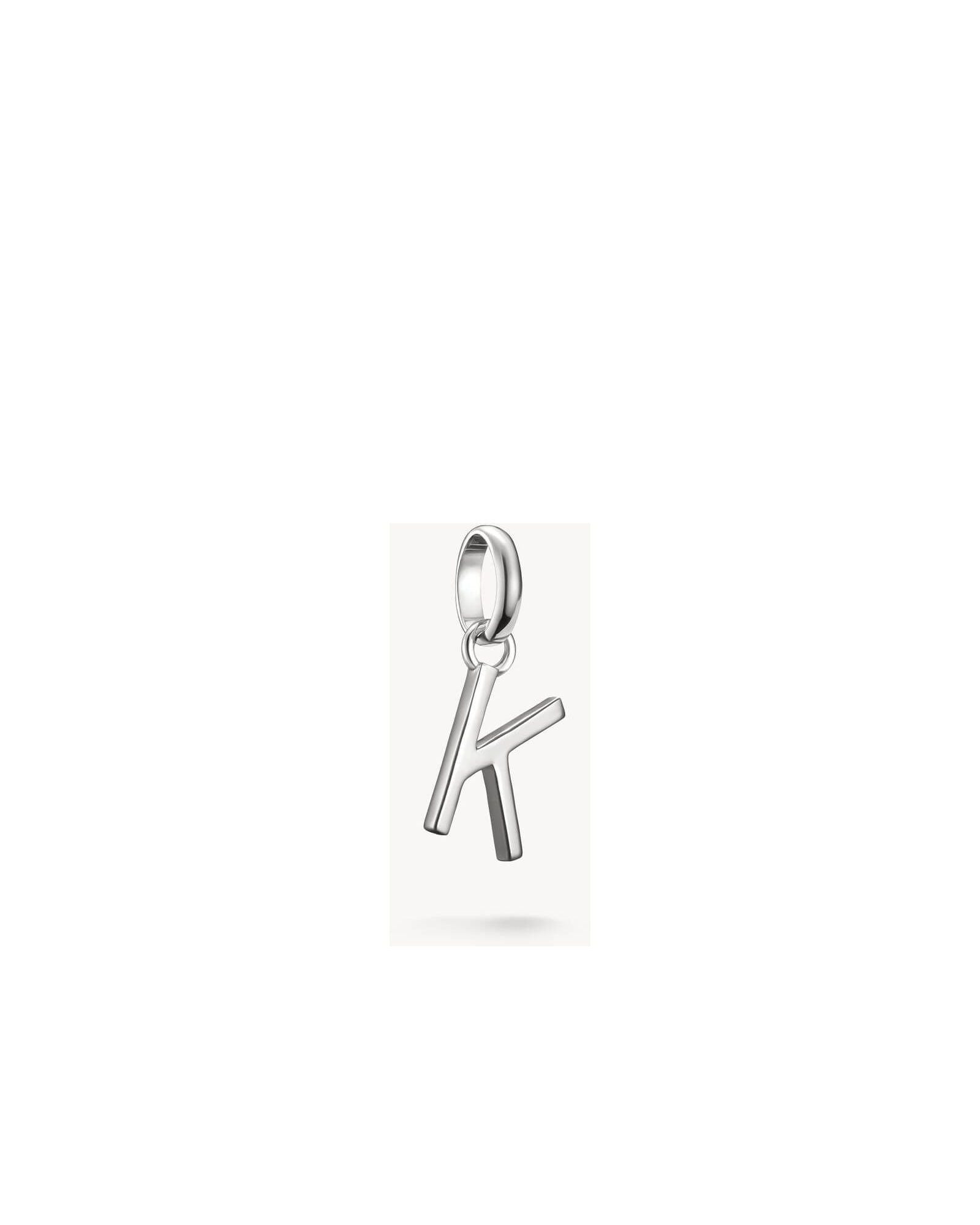 Pendentif charm en argent 925 en forme de lettre K, pour personnaliser vos bijoux avec élégance.