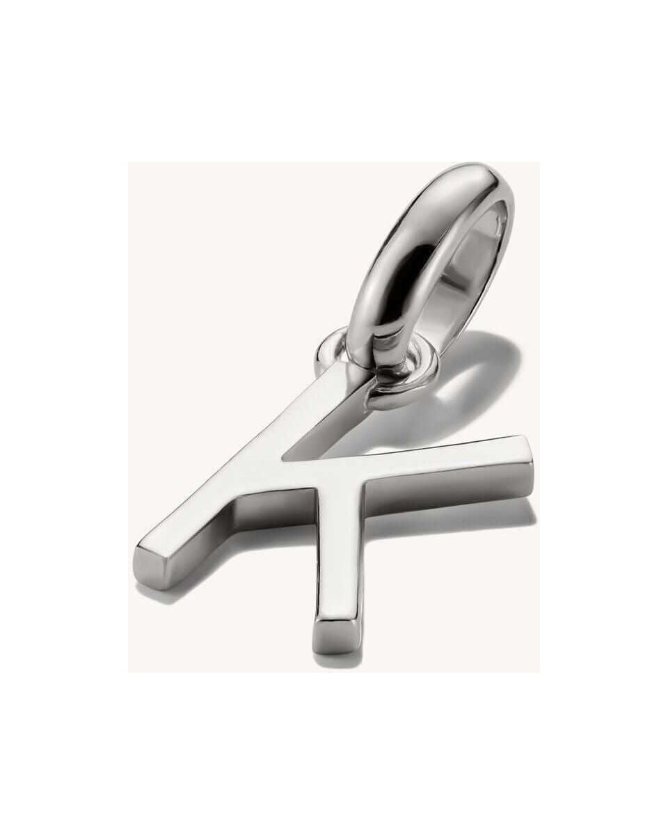 Pendentif charm lettre en argent 925 recyclé, design rectiligne, parfait pour personnaliser vos bijoux.