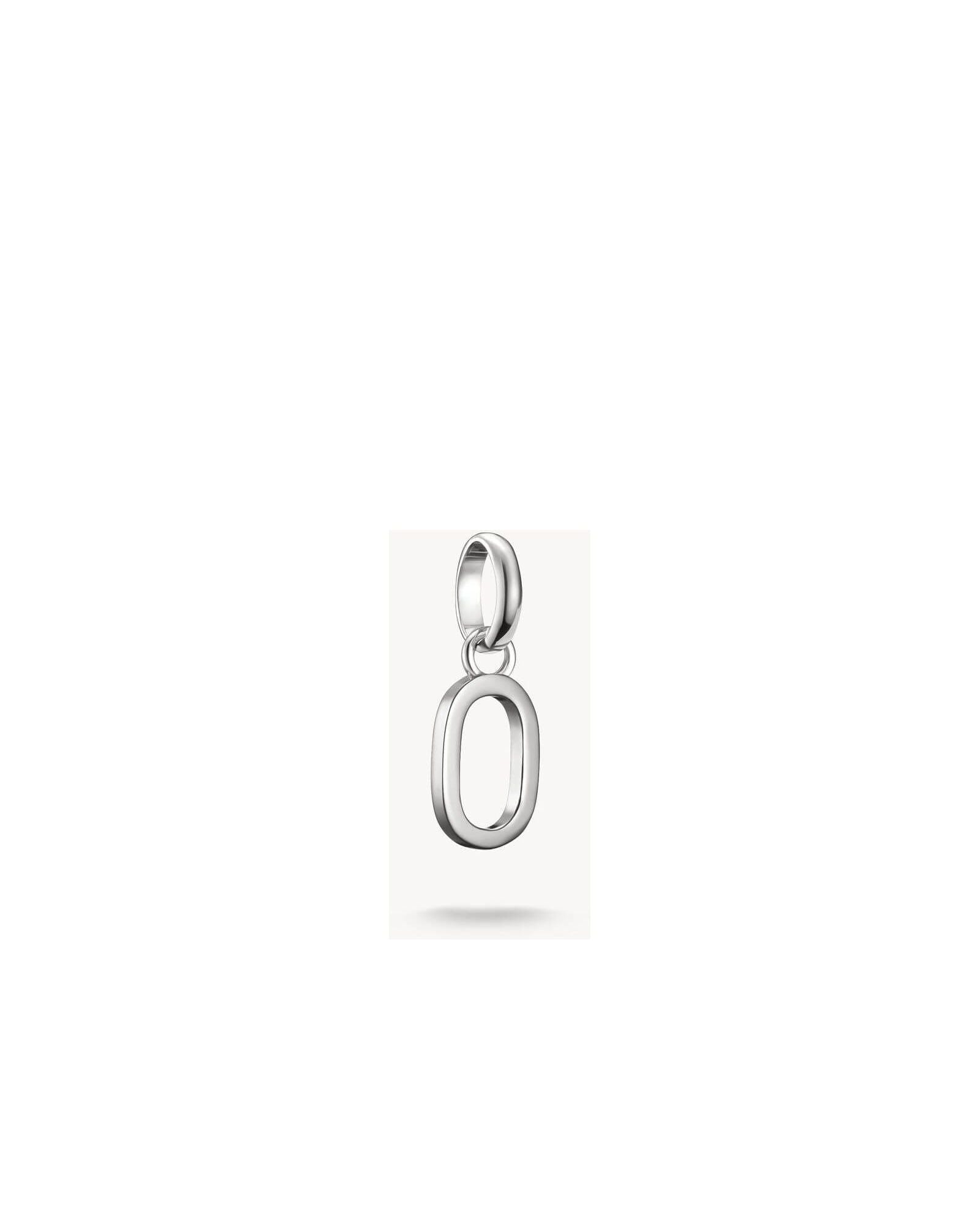Pendentif charm argent en forme de lettre 'O', design rectiligne, pour personnaliser bijoux.