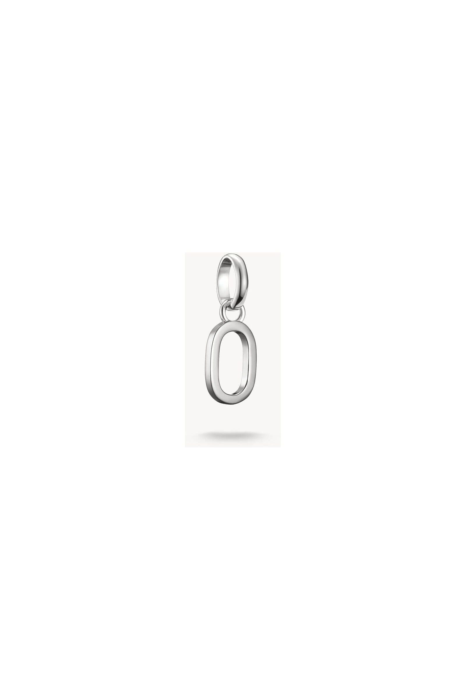 Pendentif charm argent en forme de lettre 'O', design rectiligne, pour personnaliser bijoux.
