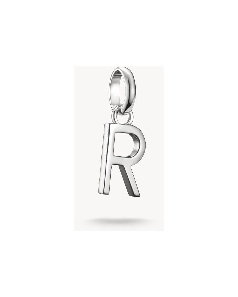 Pendentif charm lettre 'R' en argent 925 recyclé pour personnaliser vos bijoux et accessoires.