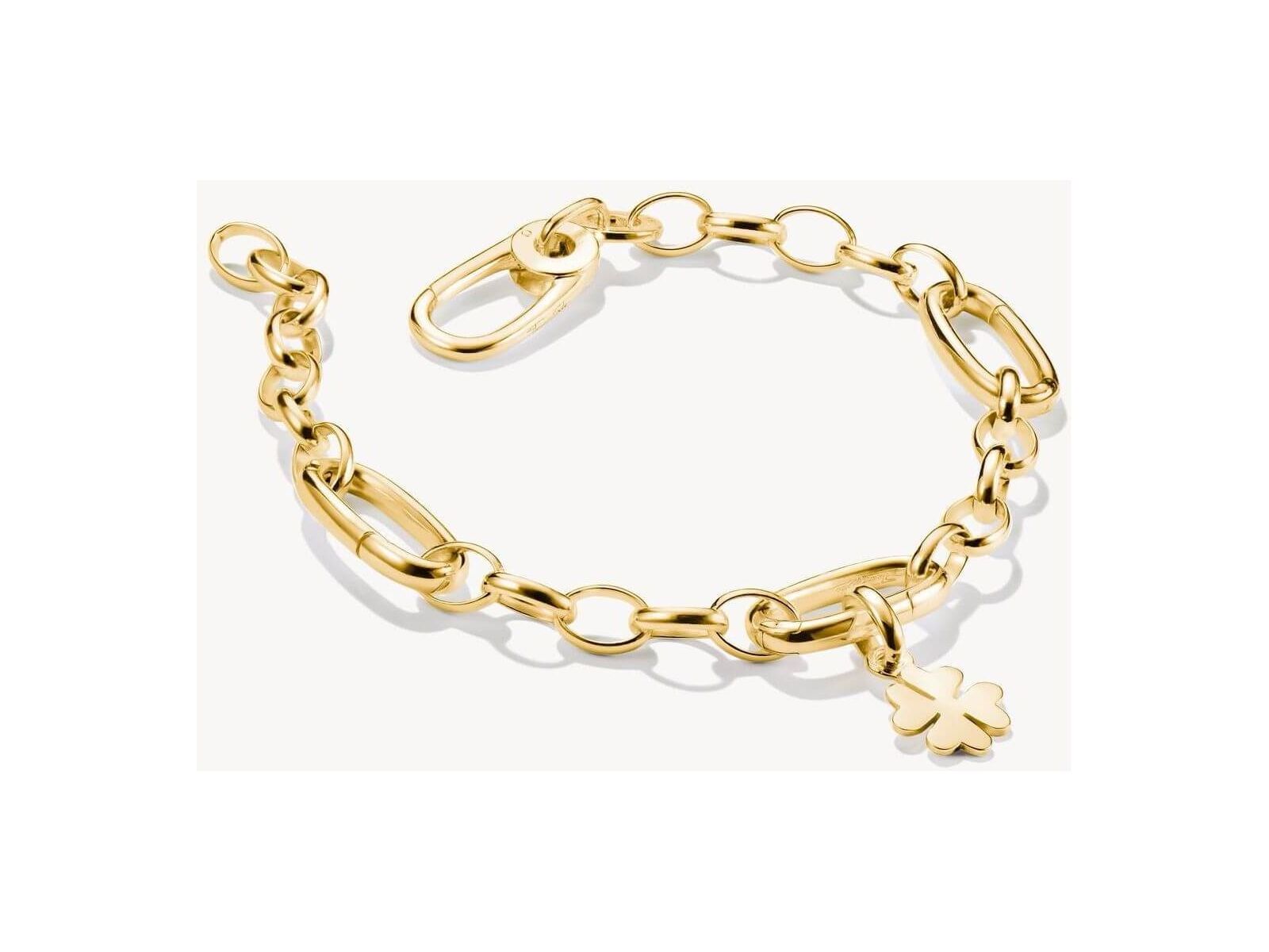 Bracelet charm en plaqué or avec trois connect links et un pendentif en forme de trèfle.