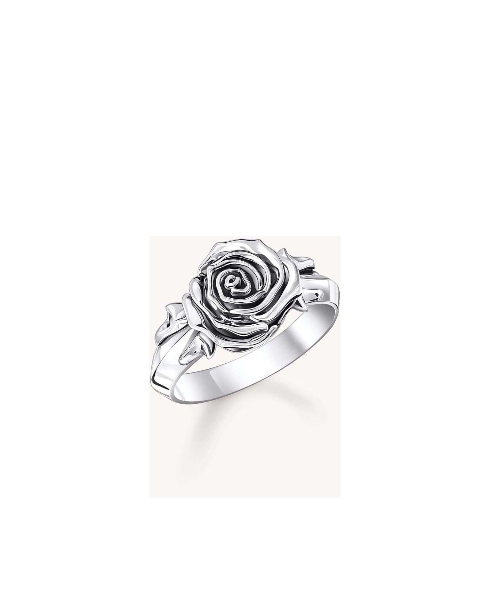 Bague Midnight Rose en argent recyclé, design en rose et feuilles délicates, style naturel.