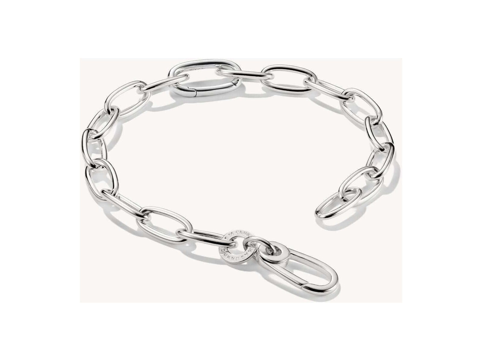 Bracelet charm en argent 925 recyclé avec maillons ovales et connect link, idéal pour personnaliser votre style.