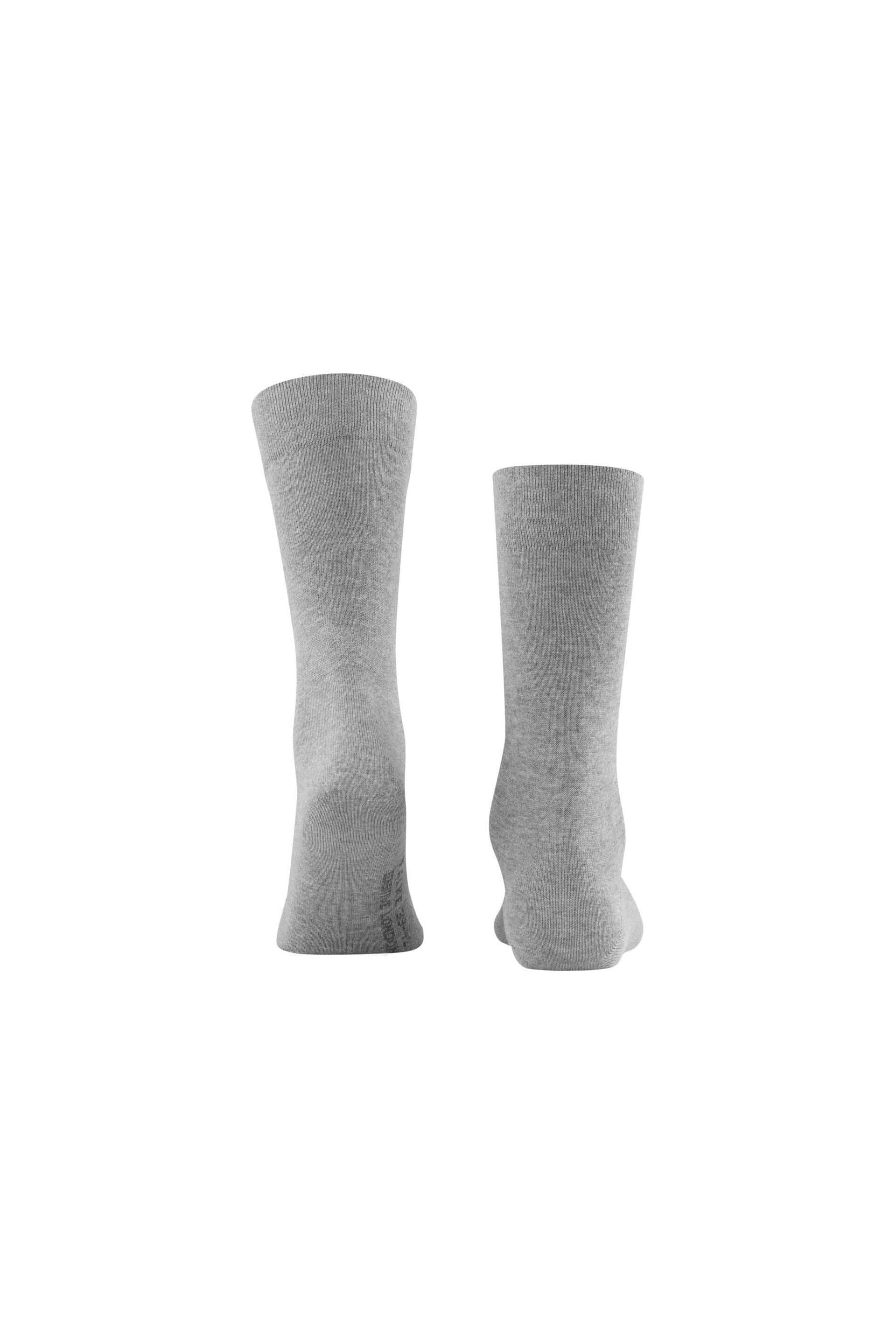 Chaussettes grises Sensitive London pour hommes, conçues pour le confort des pieds sensibles et des diabétiques.