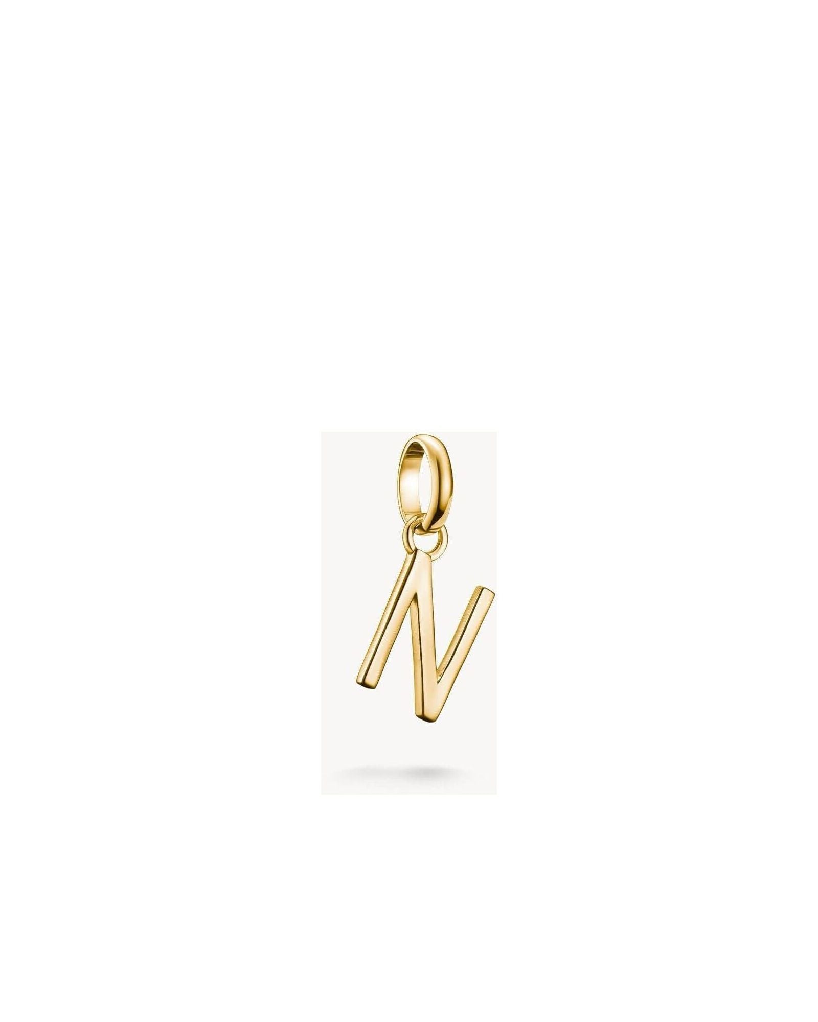 Pendentif charm lettre A en plaqué or 18k, élégant et personnalisable, idéal pour créer vos bijoux uniques.