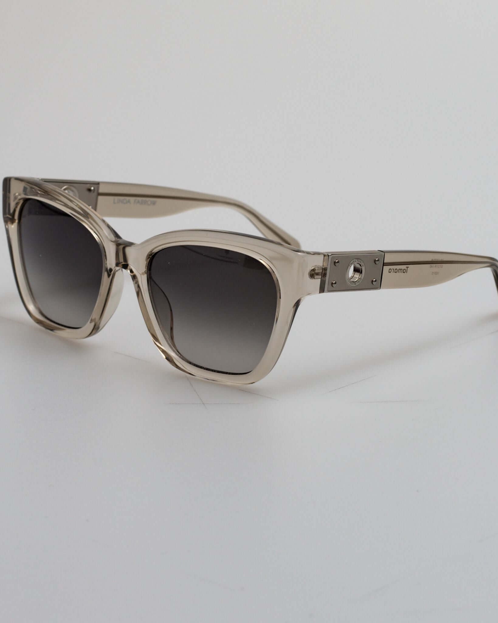 TAMARA BROWN / WHITE GOLD/ GREY GRAD