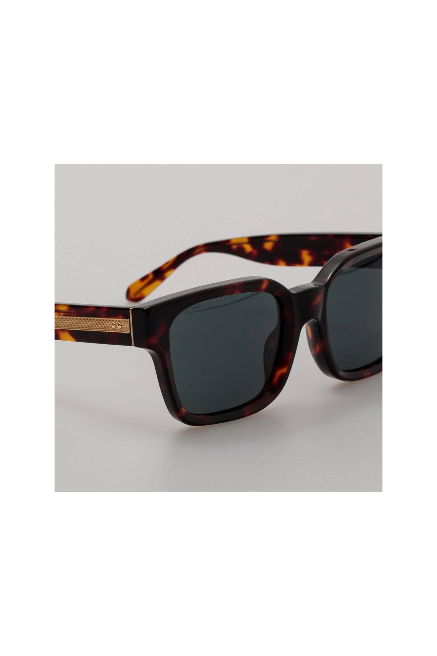 NATHAN DARK T-SHELL/ LIGHT GOLD/ DEEP GREEN