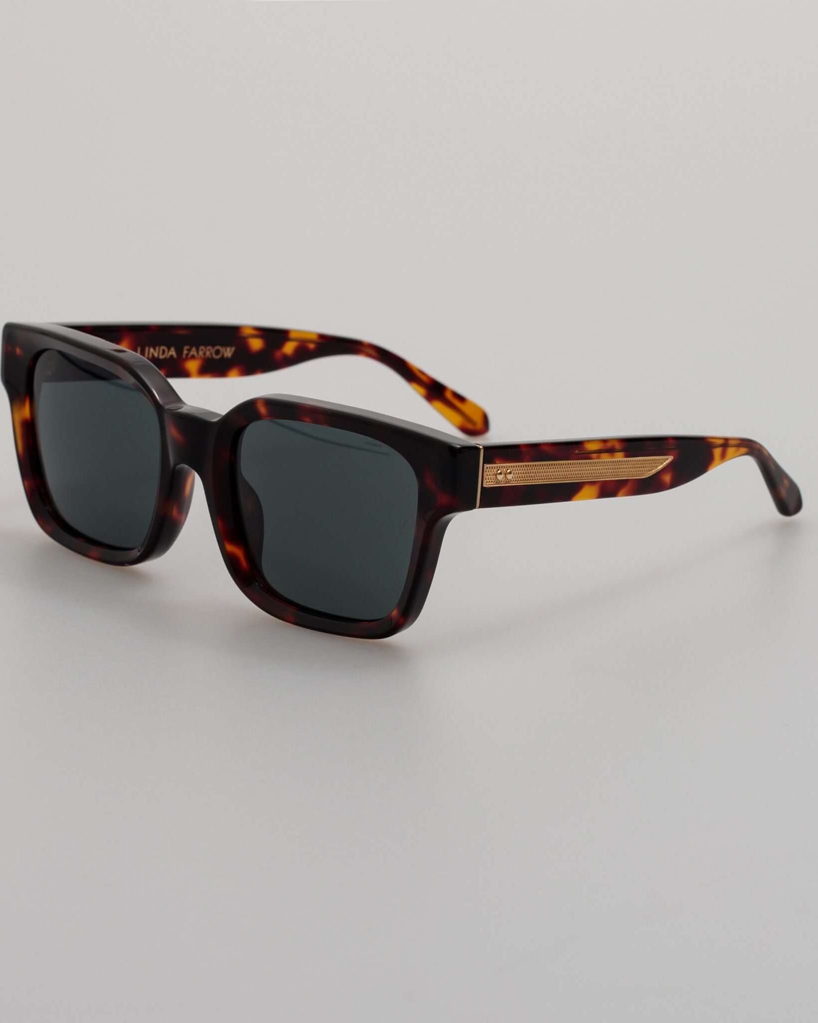 NATHAN DARK T-SHELL/ LIGHT GOLD/ DEEP GREEN