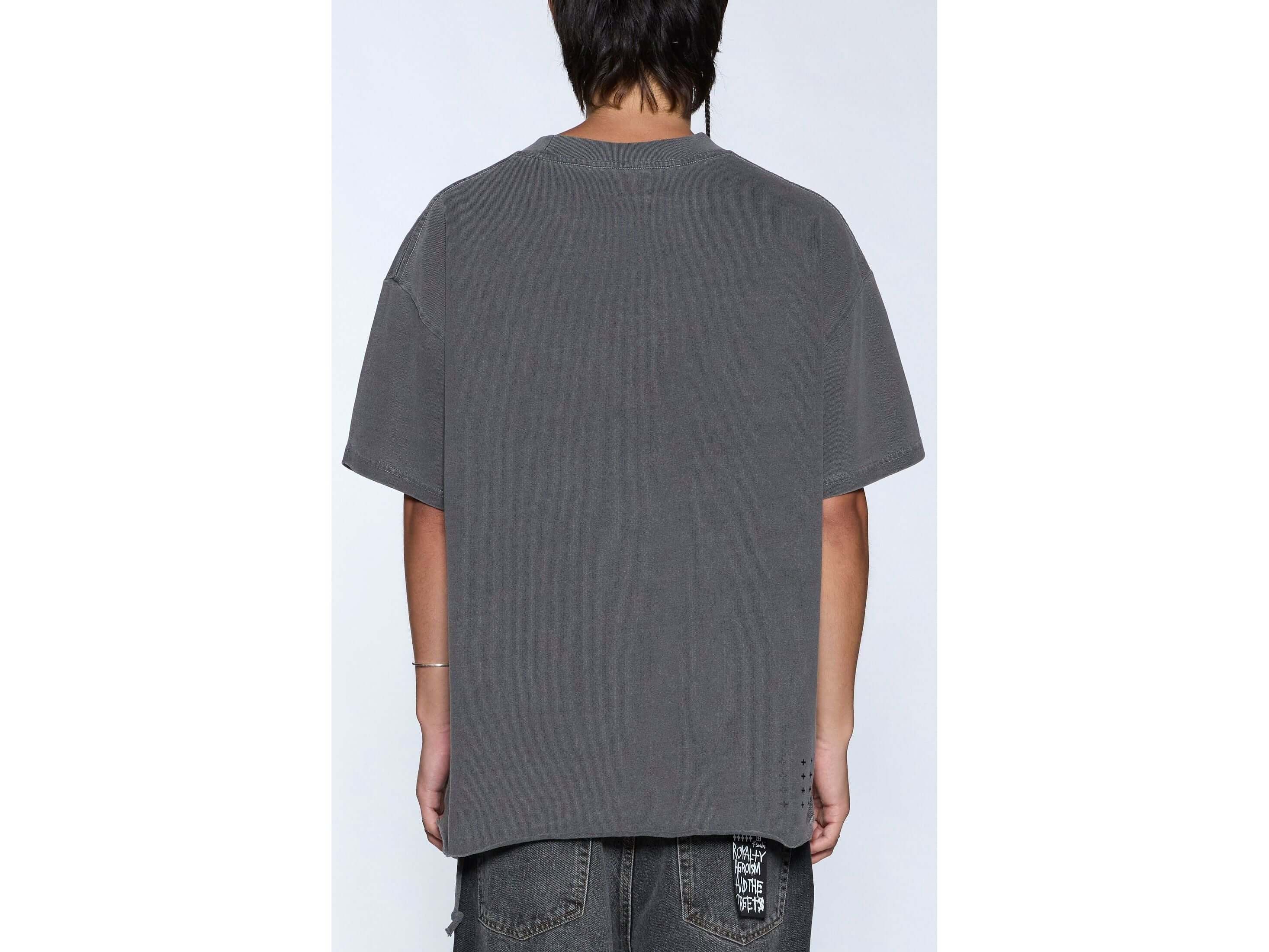 THORNED EKCESS SS TEE CHARCOAL