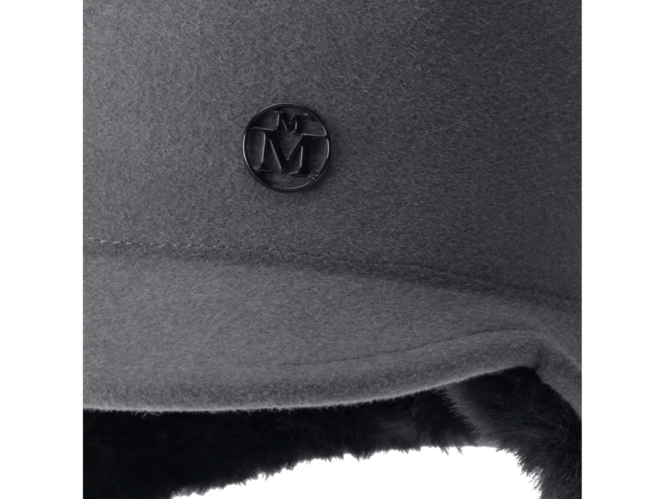 Riley Hat earmuff Cap On Felt