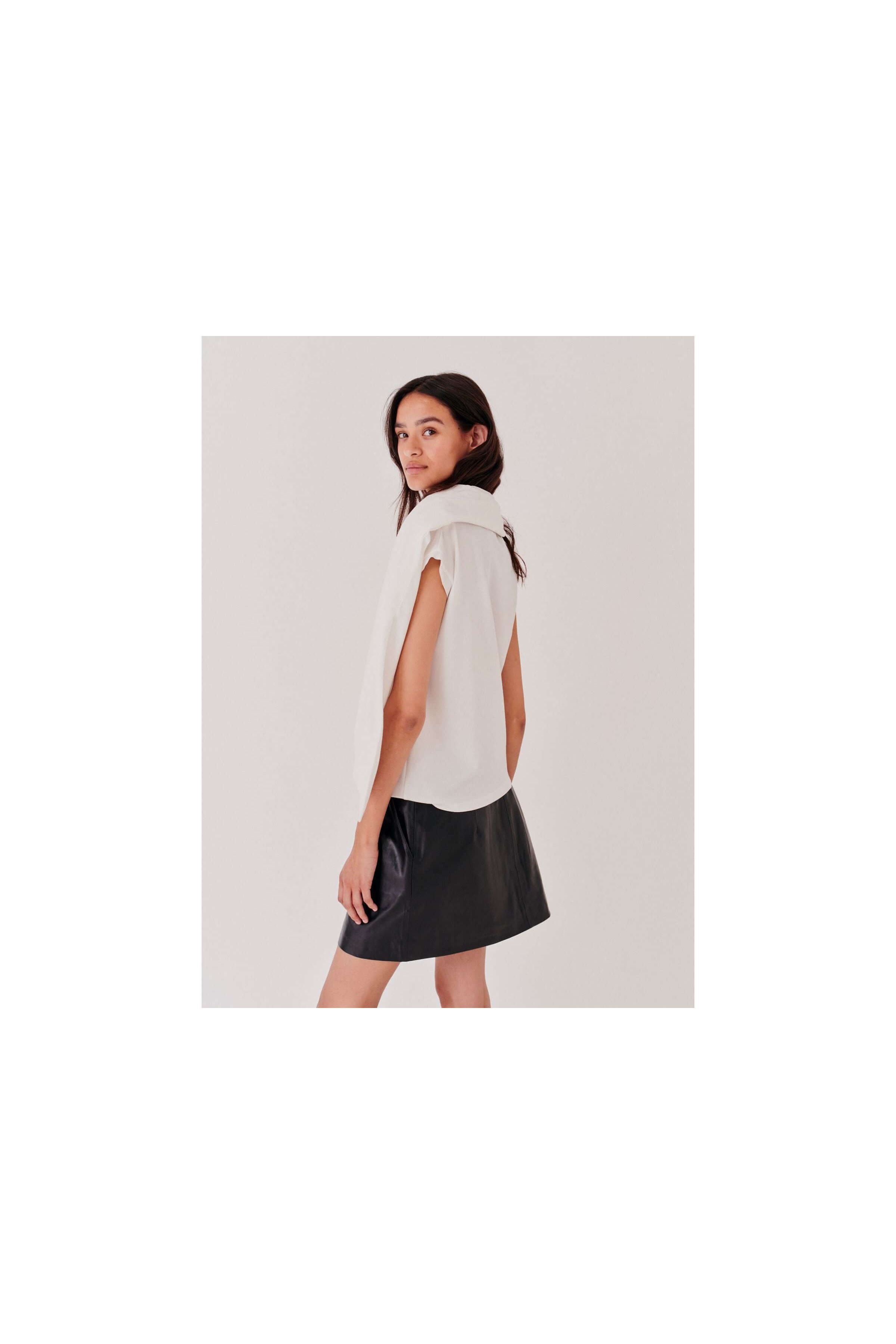 Scarf Tee