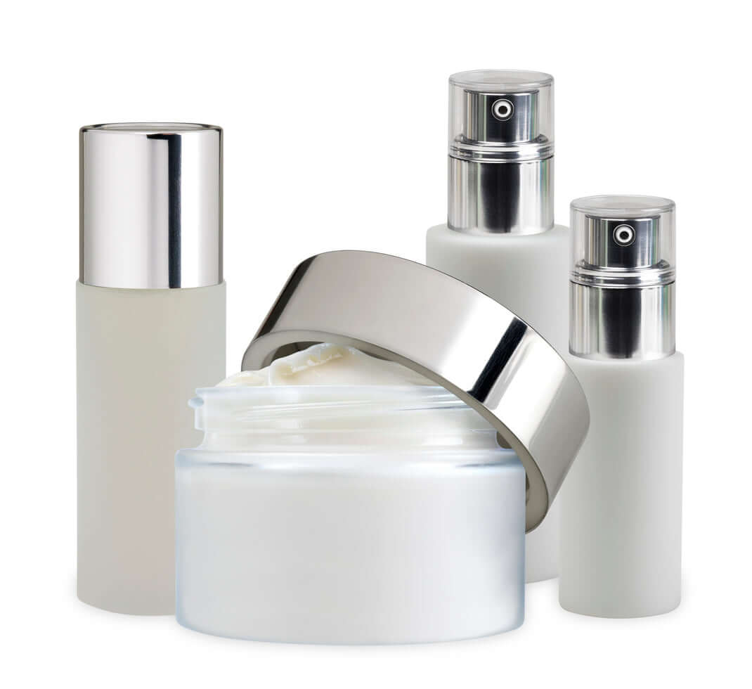 Soins cosmétiques pensés pour sublimer votre peau au quotidien. Formules efficaces, textures sensorielles et actifs ciblés. Offrez à votre routine beauté l’équilibre parfait entre plaisir, performance et résultats visibles.