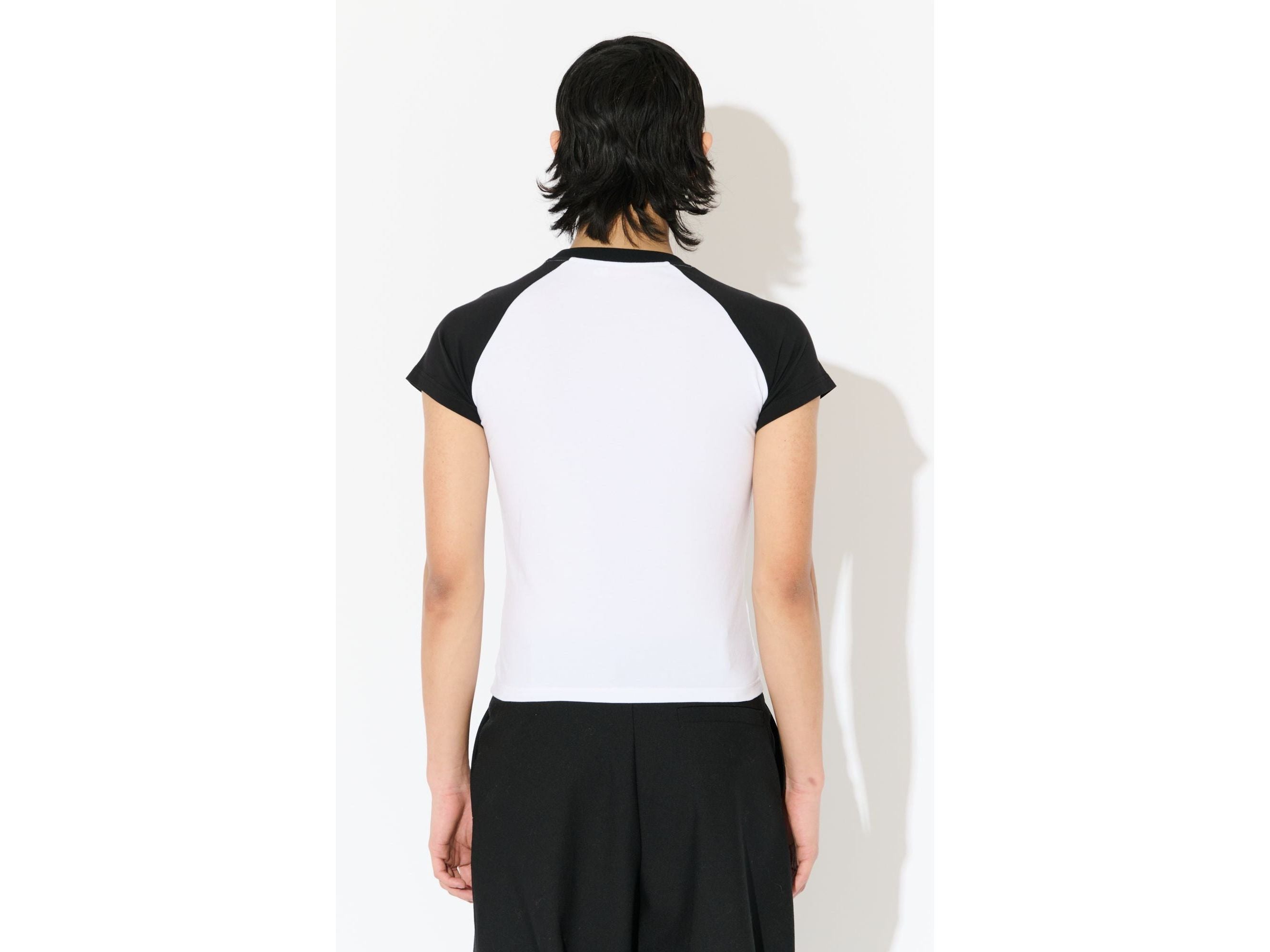 GRAPHIC BABY RAGLAN TEE