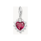 Pendentif charm cœur en argent avec saphir rouge et pierres en zirconium blanc, bijou élégant et raffiné.