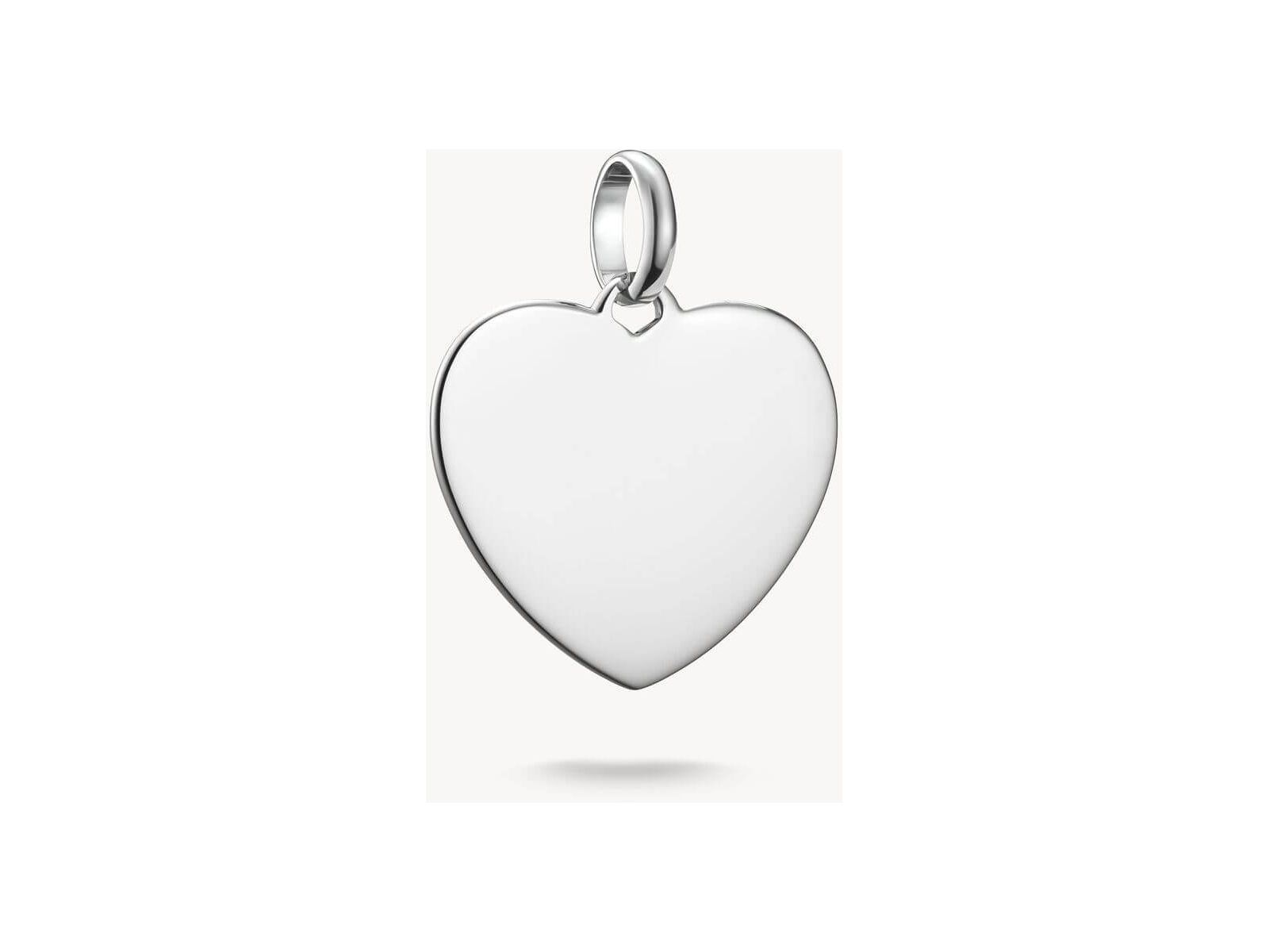 Pendentif charm en argent en forme de cœur, personnalisable avec gravure.