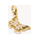 Pendentif charm papillon plaqué or 18k avec émails blancs, design délicat et découpes raffinées.