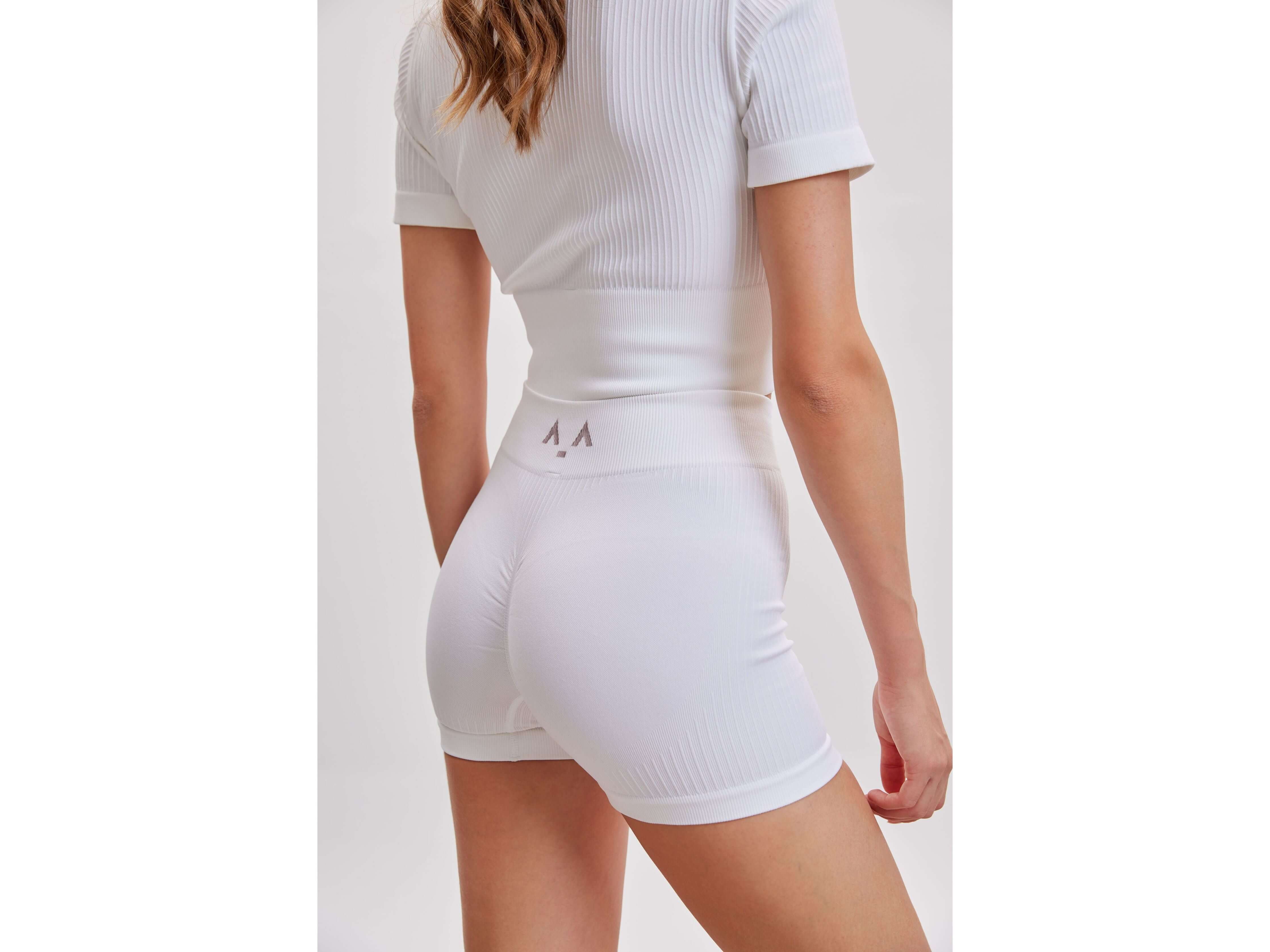 Ribbed Seamless Sculpt Shorts