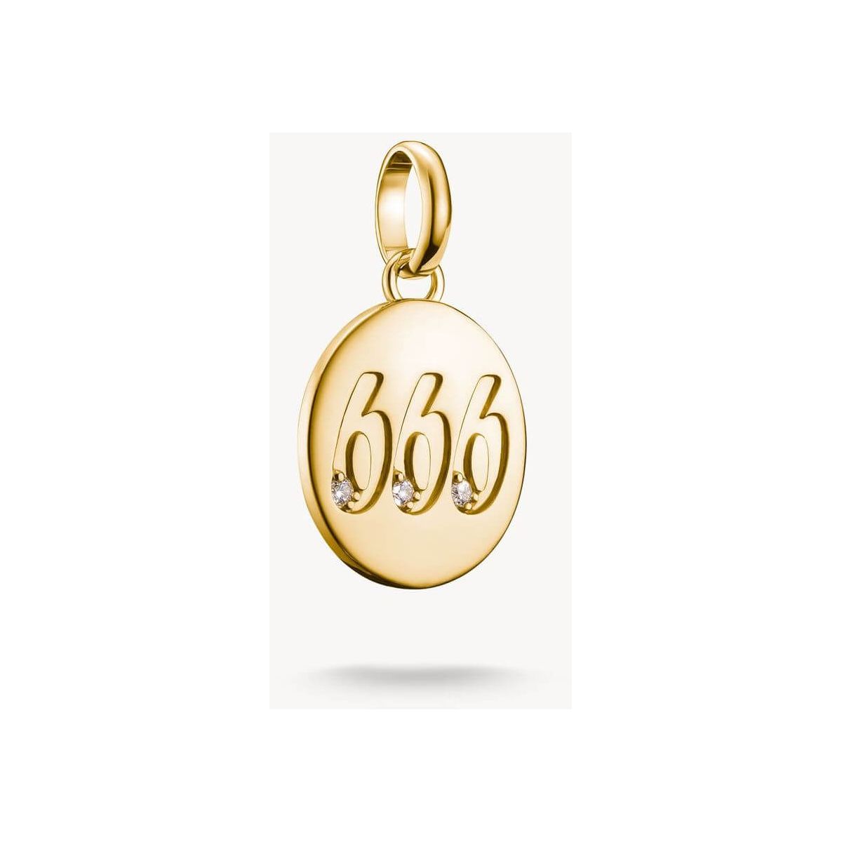 Pendentif charm angélique 666 plaqué or avec pierres blanches, symbole d'équilibre et de raffinement.