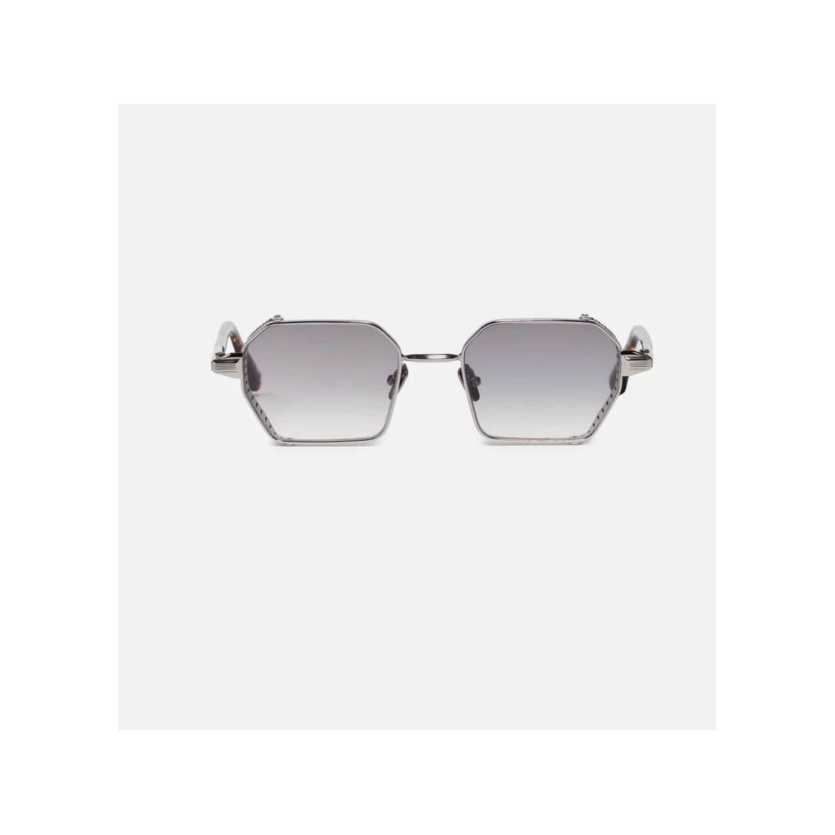 Lunettes de soleil Dennis C423, monture géométrique en acier inoxydable avec verres dégradés et embouts en acétate.