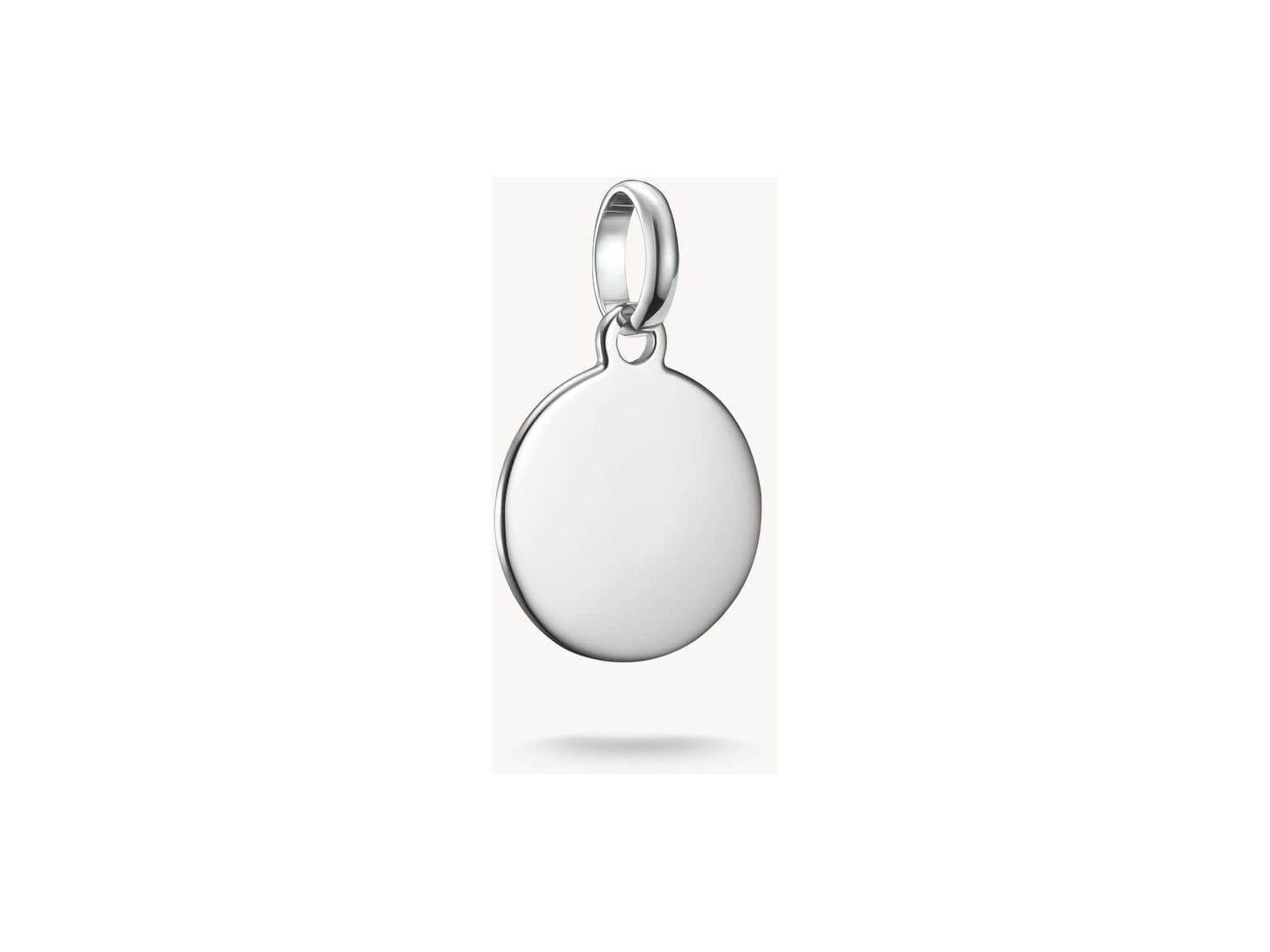 Pendentif médaille Connect Charm en argent recyclé, design épuré pour personnalisation sur bijoux.