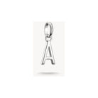 Pendentif charm lettre 'A' en argent 925 recyclé, design moderne et personnalisable pour bijoux.