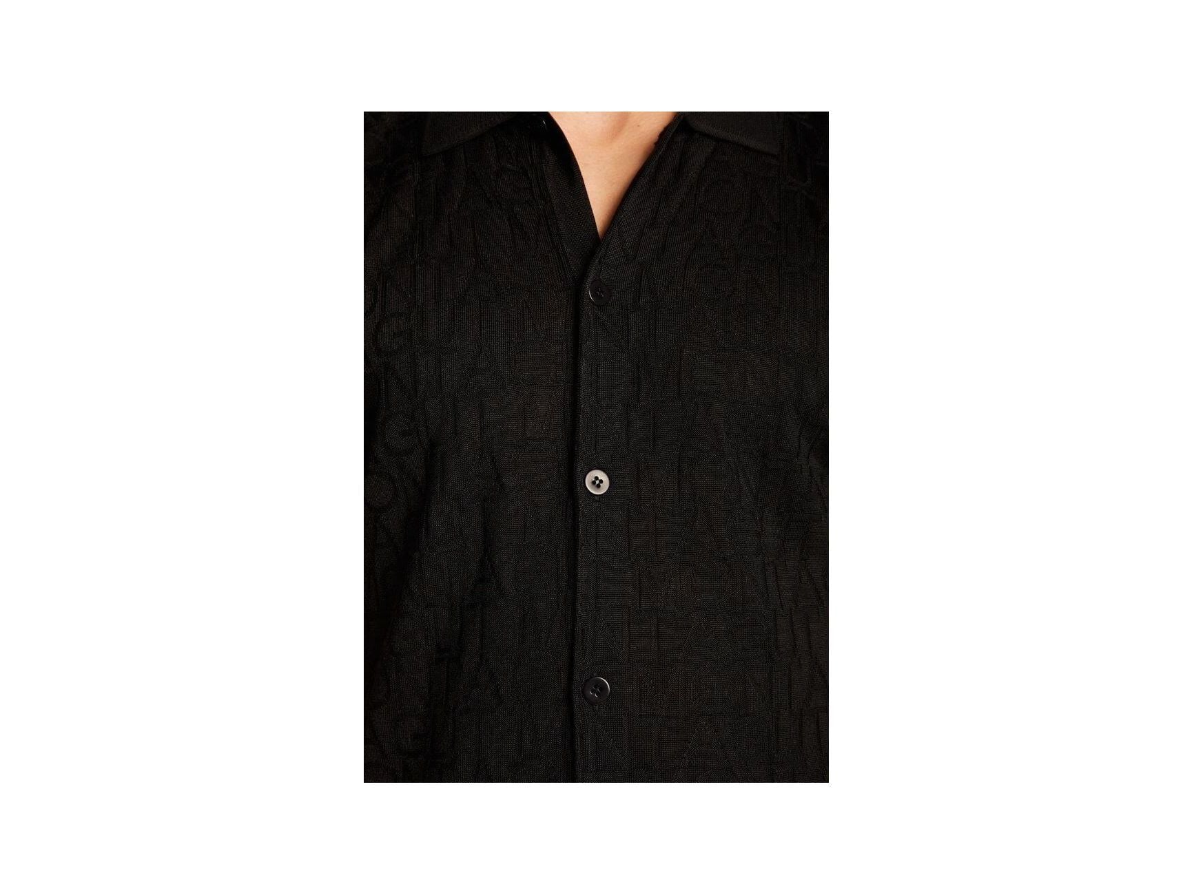 Chemise Matthew homme en polyamide noir, légère et moderne, offrant confort et style pour les journées ensoleillées.