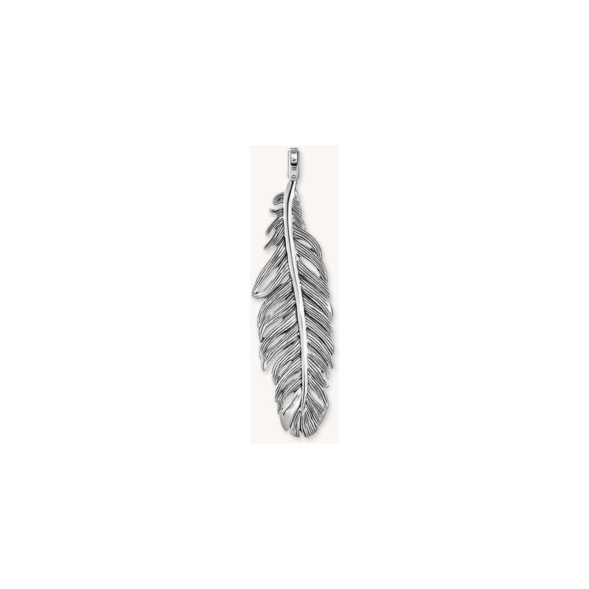 Pendentif plume en argent sterling noirci de THOMAS SABO, élégant et finement travaillé à la main.