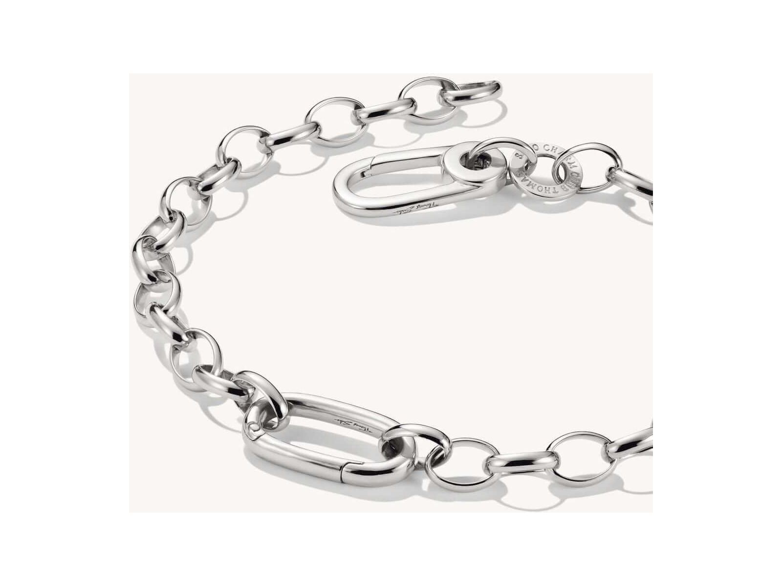 Bracelet charm en argent recyclé avec maillons et fermoir mousqueton, élégant et durable pour personnaliser votre style.