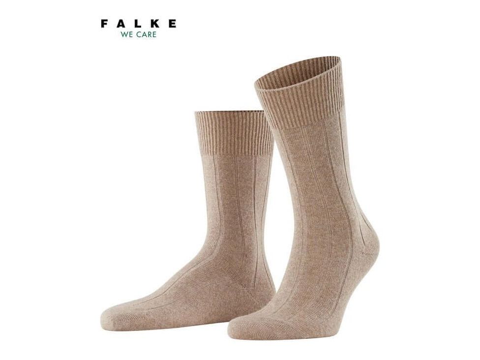 Chaussettes Lhasa rib en laine et cachemire, confortables et durables, couleur beige, par FALKE.
