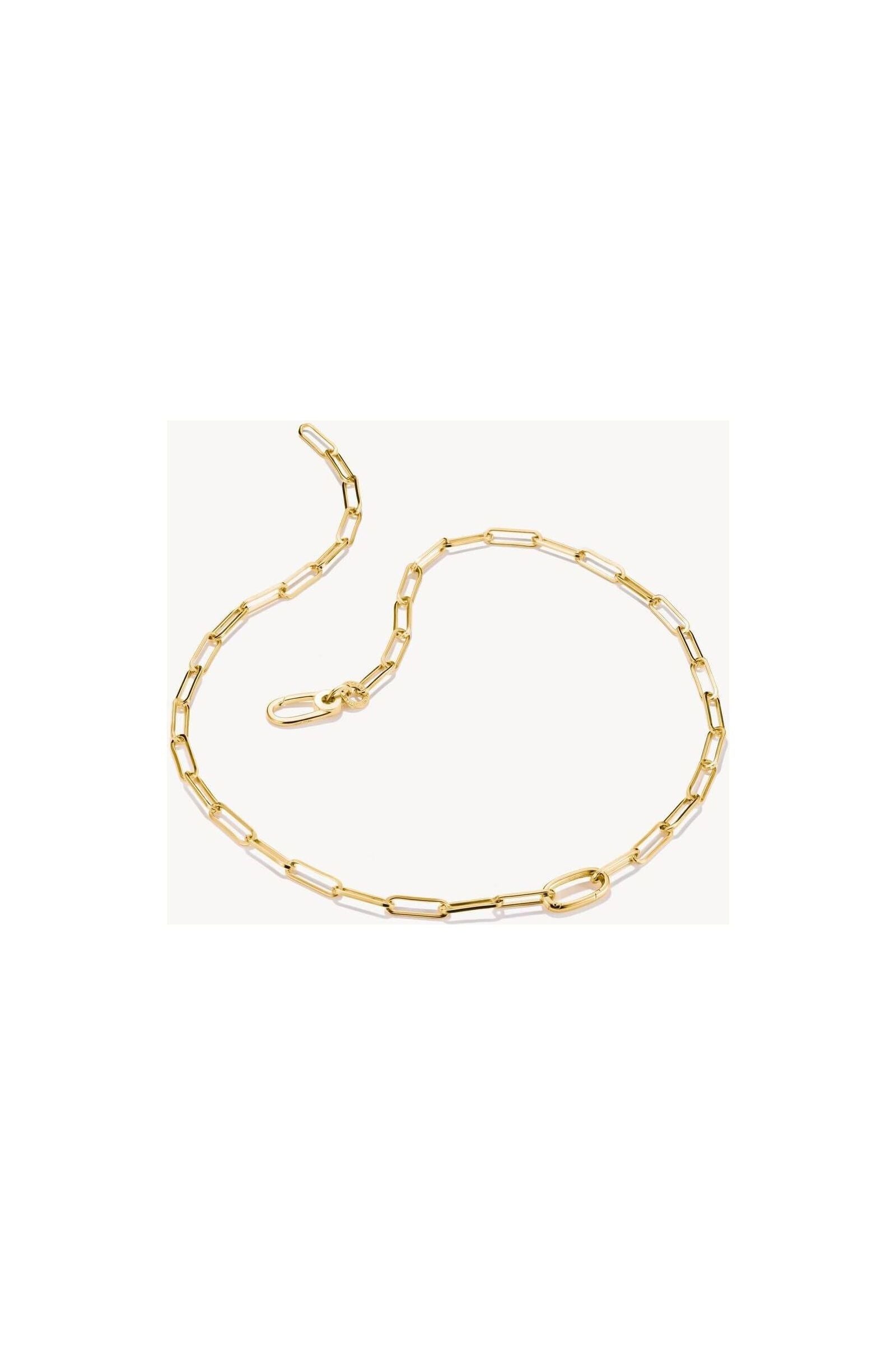 Collier Charm Paperclip en or plaqué avec maillons délicats et fermoir mousqueton.