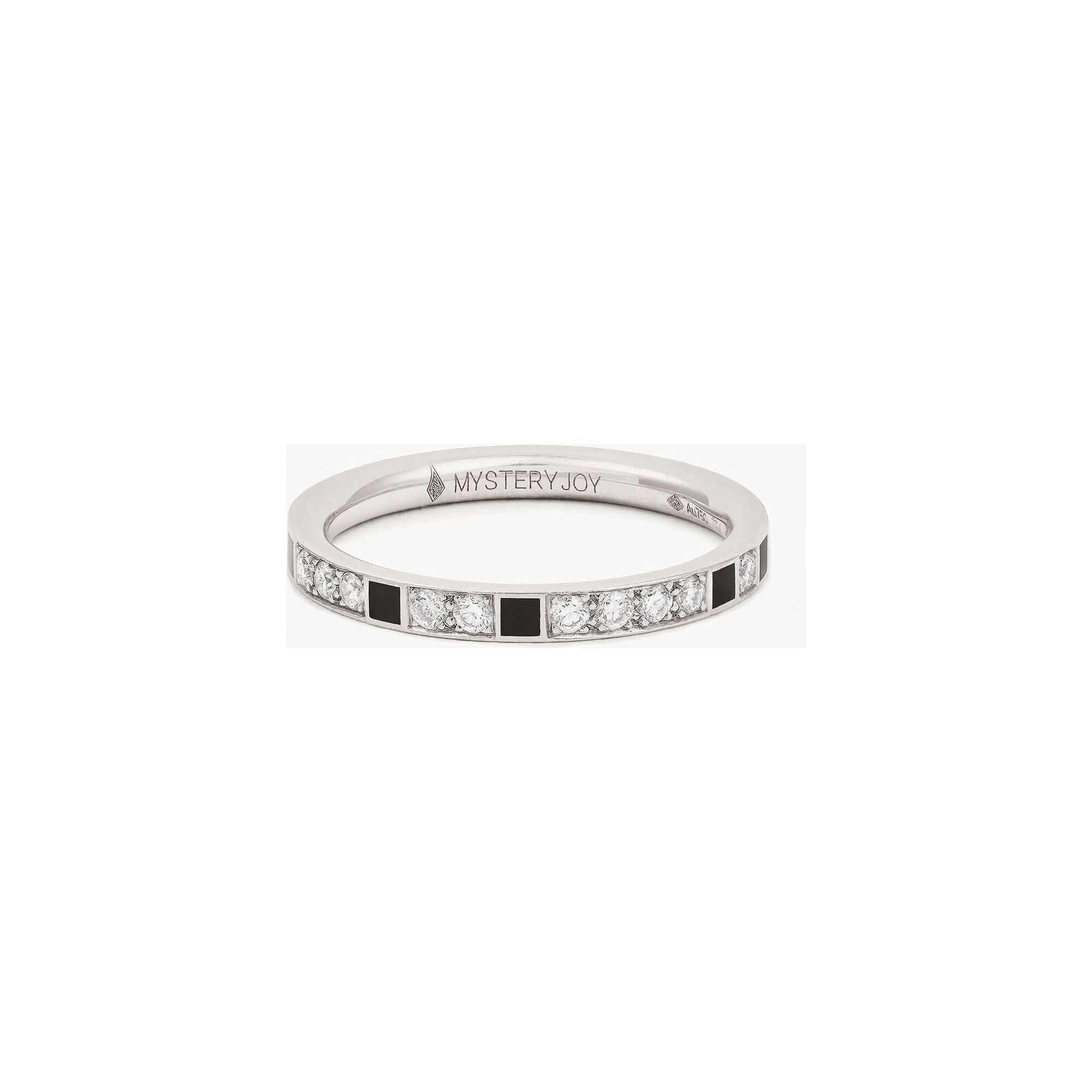 Alliance MYSTIQUE en or blanc 18 carats avec diamants D-F, bijou talisman de la maison MYSTERYJOY.